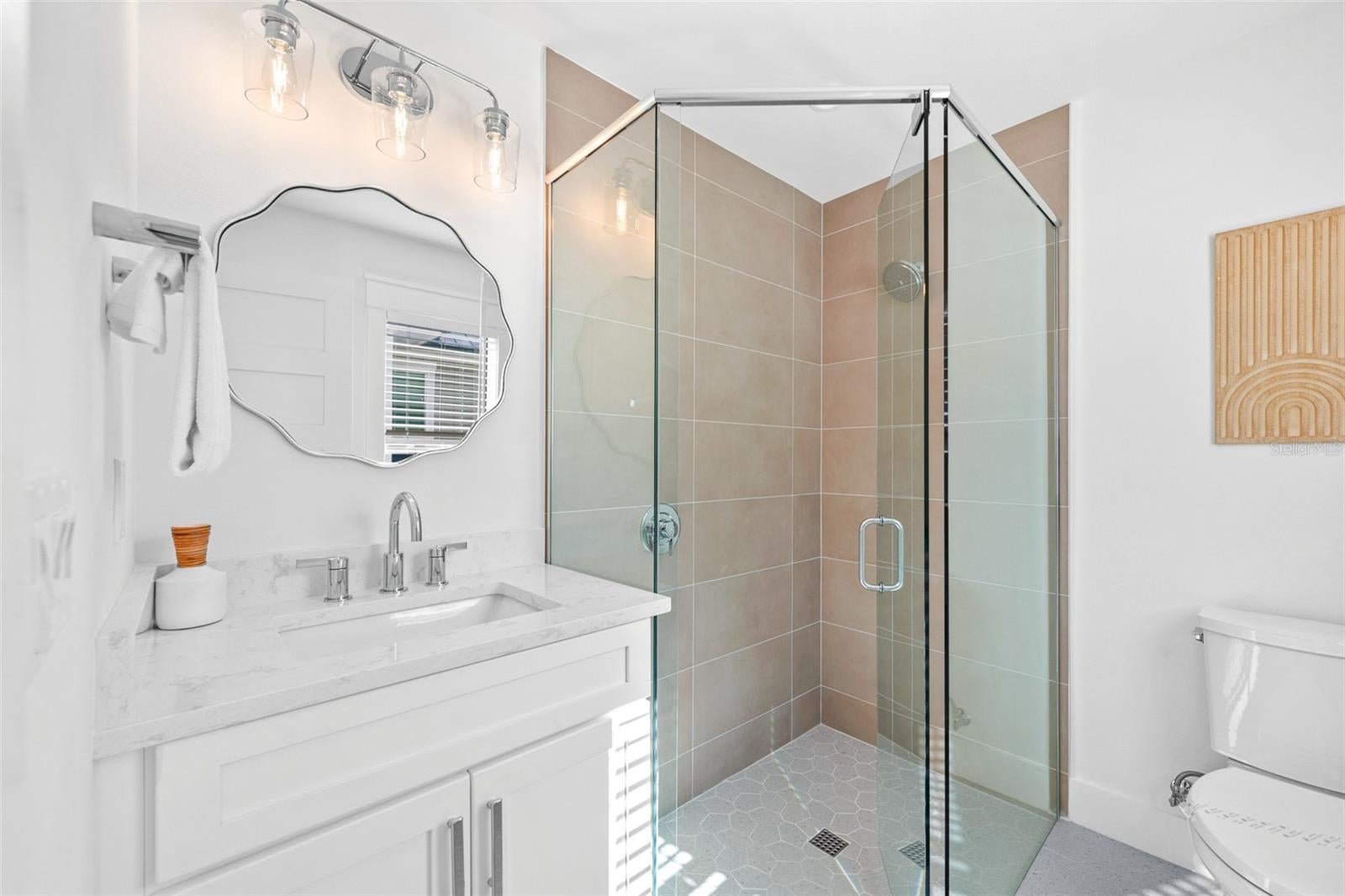 Sarasota, Florida, 34236, United States, 8 Bedrooms Bedrooms, ,10 BathroomsBathrooms,Residential,Active,2006955