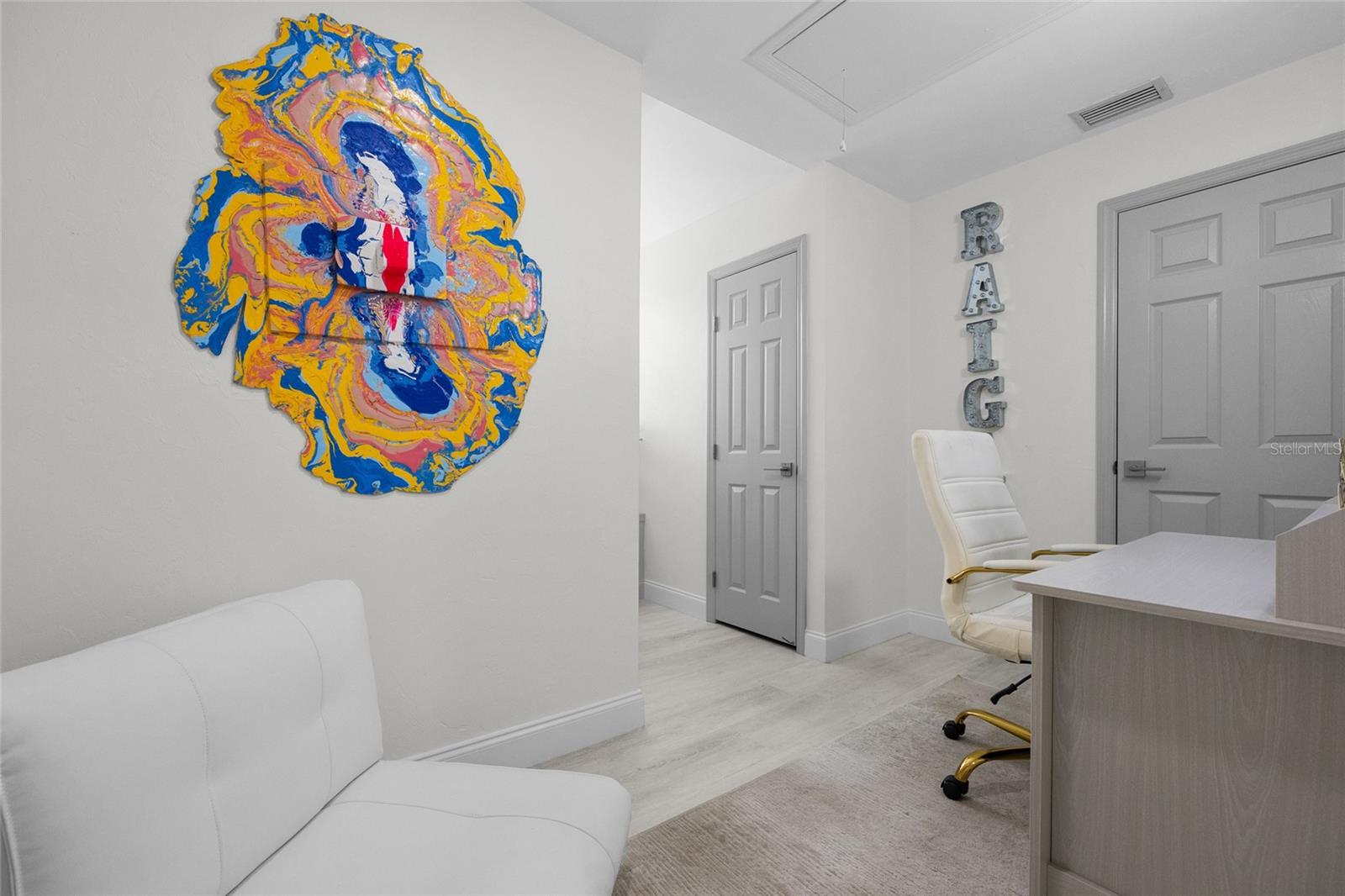 Alachua, Florida, 32615, United States, 5 Bedrooms Bedrooms, ,7 BathroomsBathrooms,Residential,Active,2009170