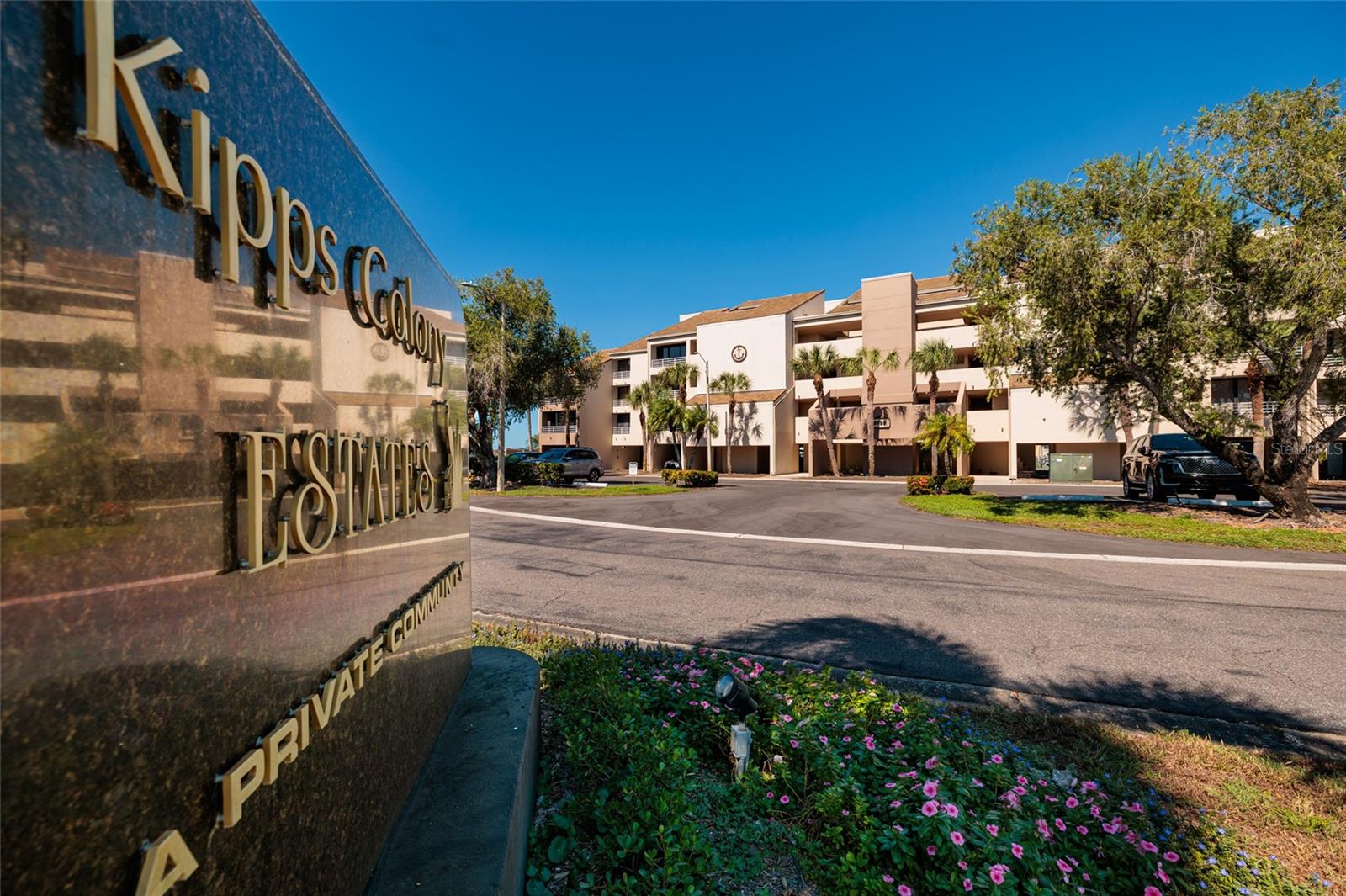St Petersburg, Florida, 33707, United States, 4 Bedrooms Bedrooms, ,5 BathroomsBathrooms,Residential,Active,1985578