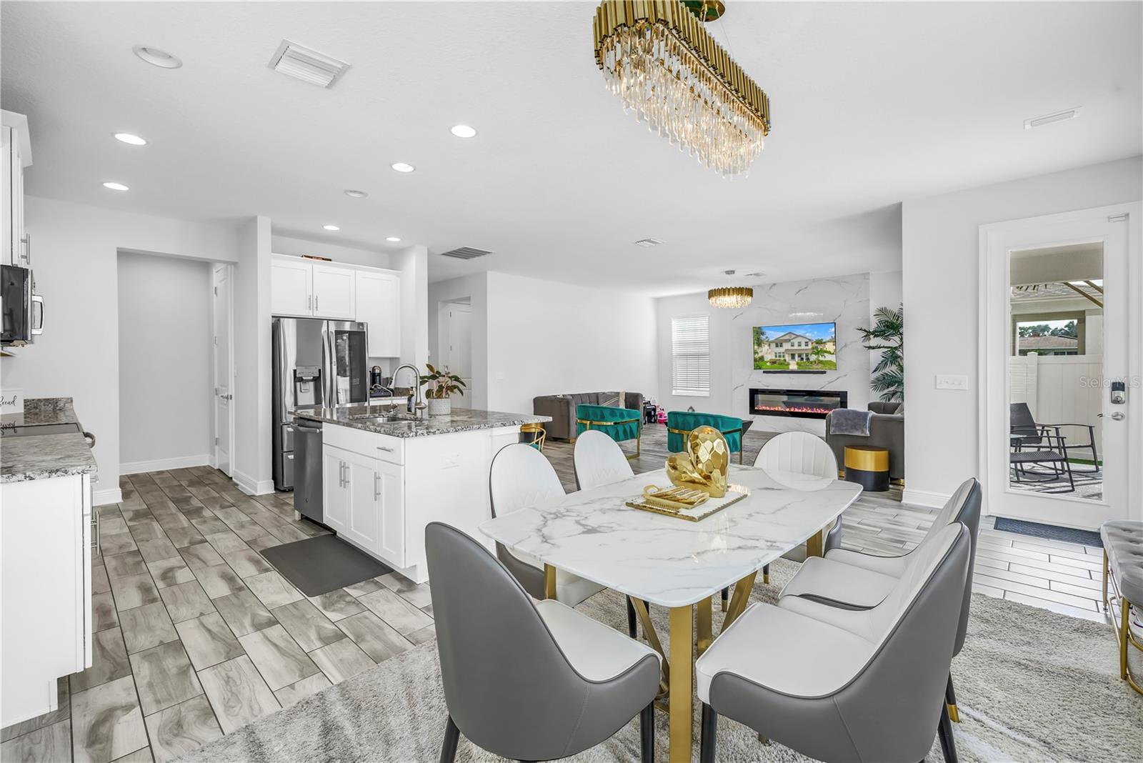 St Petersburg, Florida, 33710, United States, 4 Bedrooms Bedrooms, ,3 BathroomsBathrooms,Residential,Active,1936373