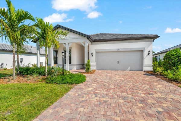 7714 SUMMERLAND CV, BRADENTON, FL 34202, photo 3 of 98