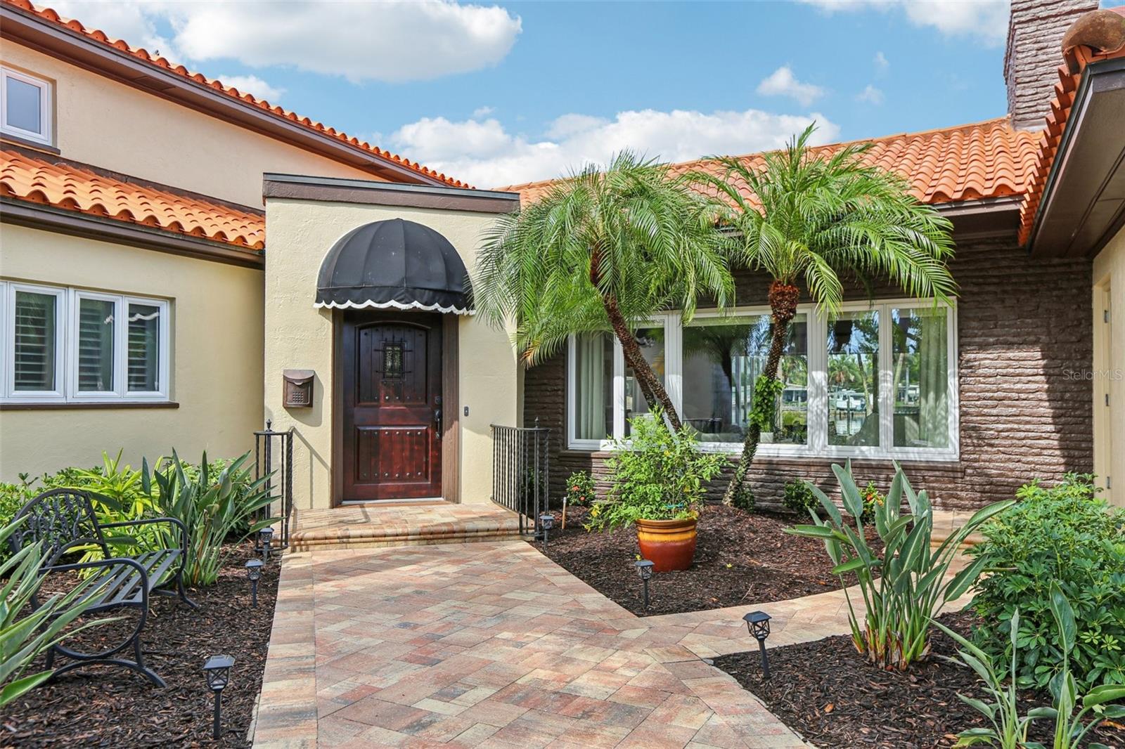 St Petersburg, Florida, 33705, United States, 4 Bedrooms Bedrooms, ,4 BathroomsBathrooms,Residential,Active,1927682