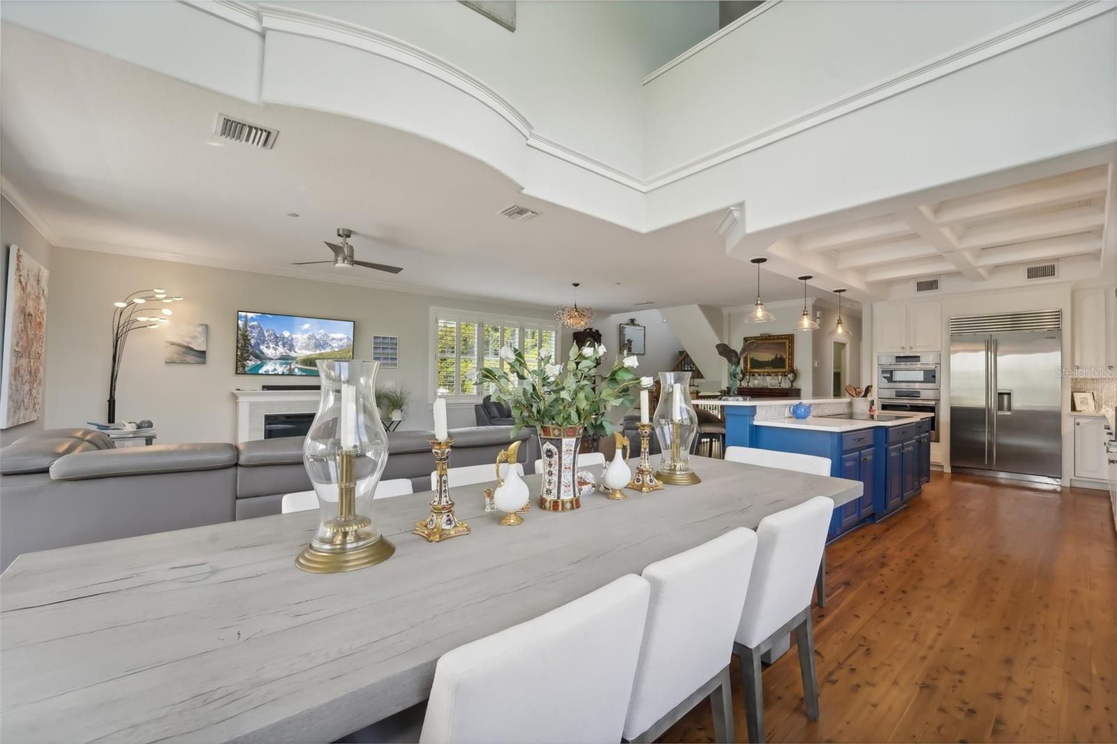 Longboat Key, Florida, 34228, United States, 3 Bedrooms Bedrooms, ,3 BathroomsBathrooms,Residential,Active,1993956