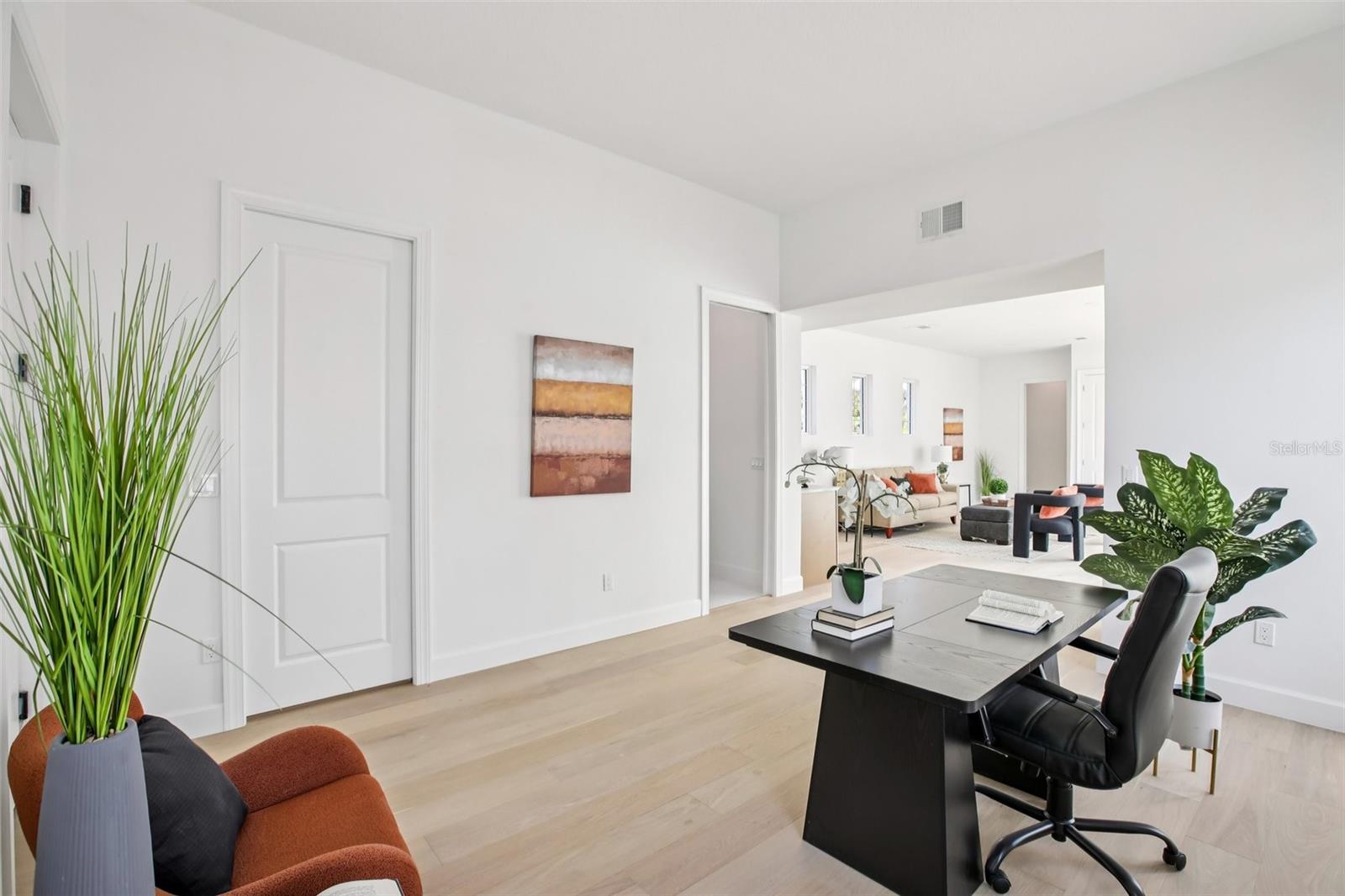 St Petersburg, Florida, 33704, United States, 4 Bedrooms Bedrooms, ,4 BathroomsBathrooms,Residential,Active,2015262