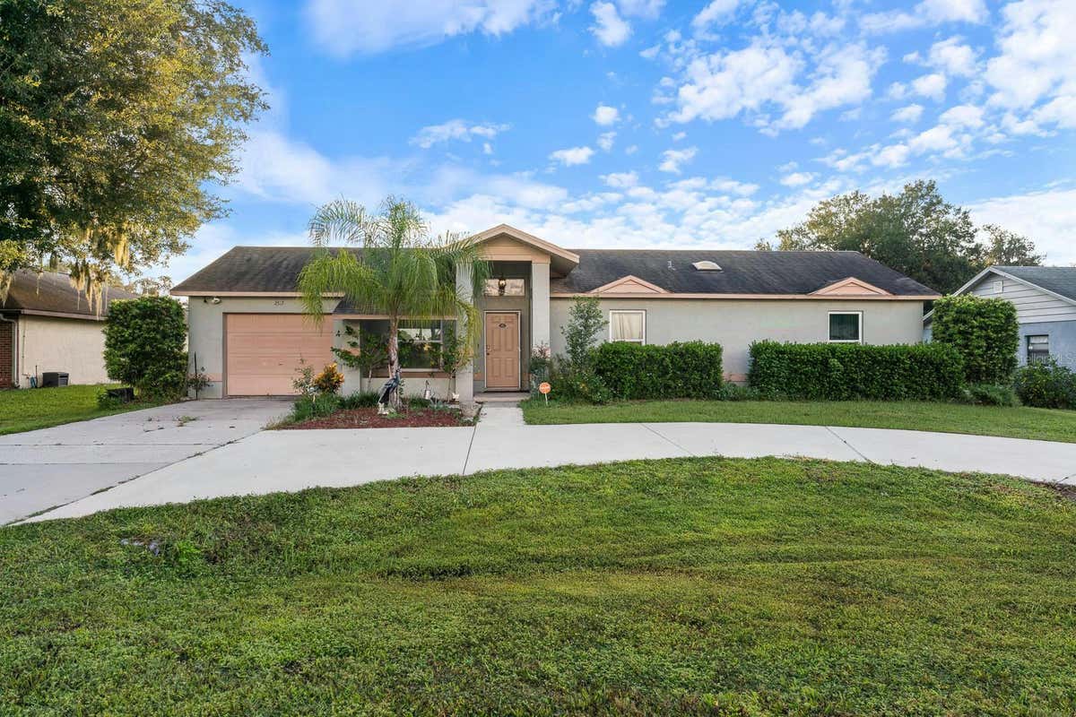 2517 TIMBERCREEK LOOP W, LAKELAND, FL 33805, photo 1 of 44