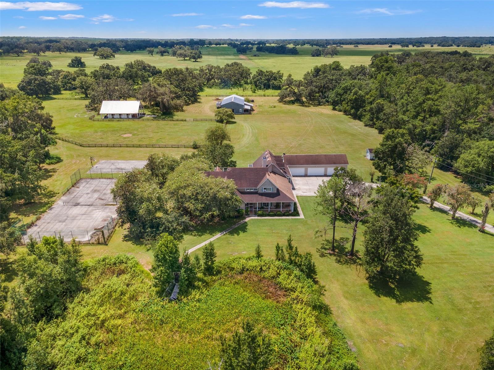 Brooksville, Florida, 34602, United States, 4 Bedrooms Bedrooms, ,6 BathroomsBathrooms,Residential,Active,1919396