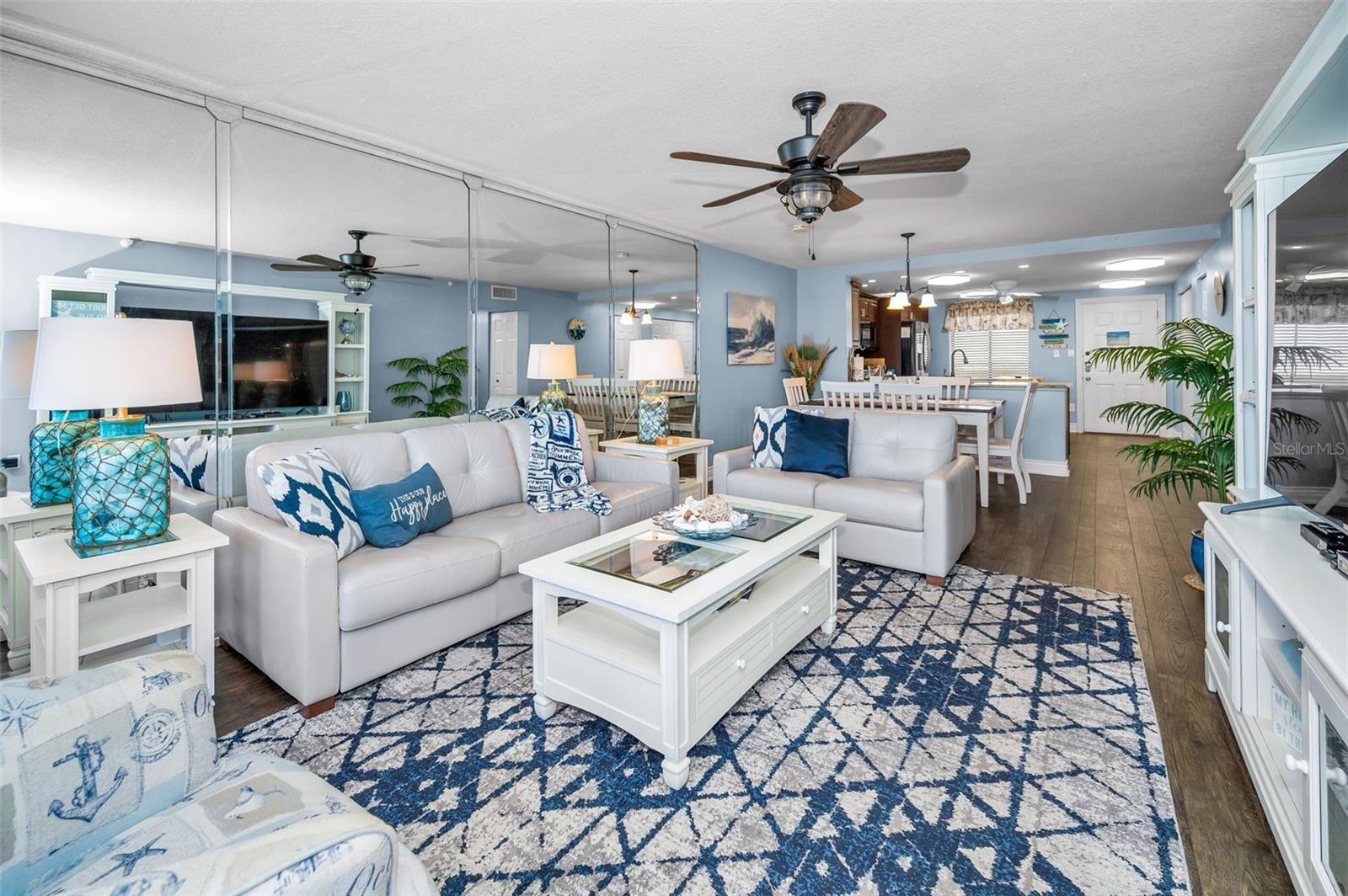 Madeira Beach, Florida, 33708, United States, 2 Bedrooms Bedrooms, ,2 BathroomsBathrooms,Residential,Active,1945844