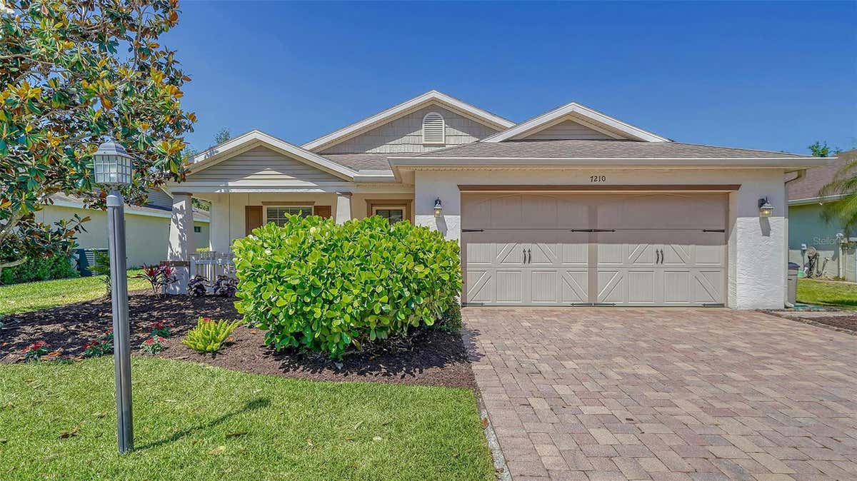 7210 35TH LN E, SARASOTA, FL 34243, photo 1 of 52