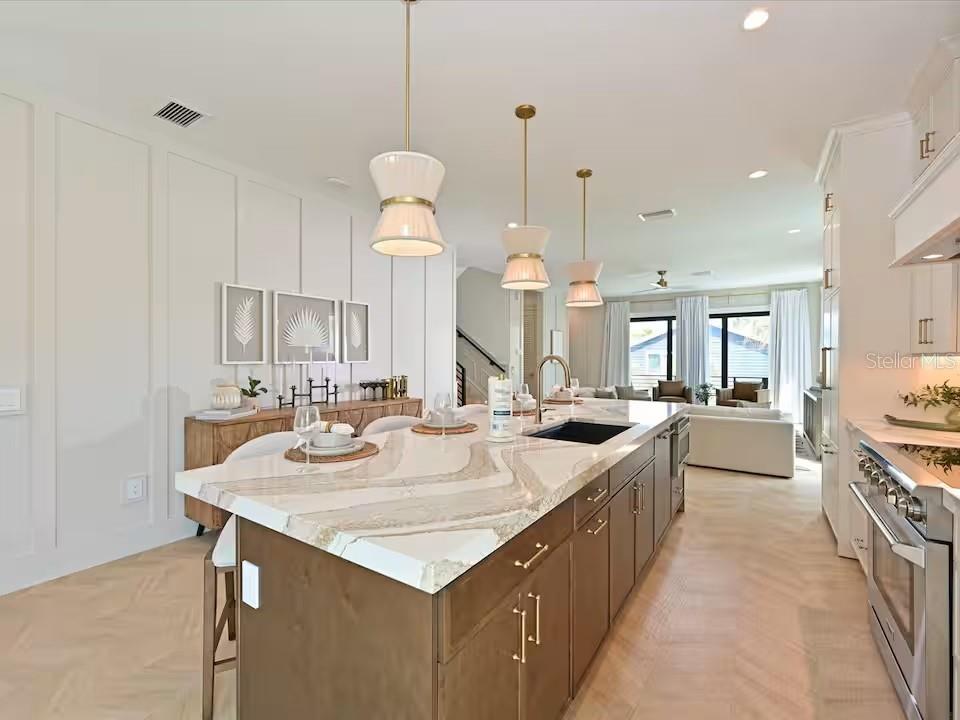 Bradenton Beach, Florida, 34217, United States, 4 Bedrooms Bedrooms, ,5 BathroomsBathrooms,Residential,Active,2044169
