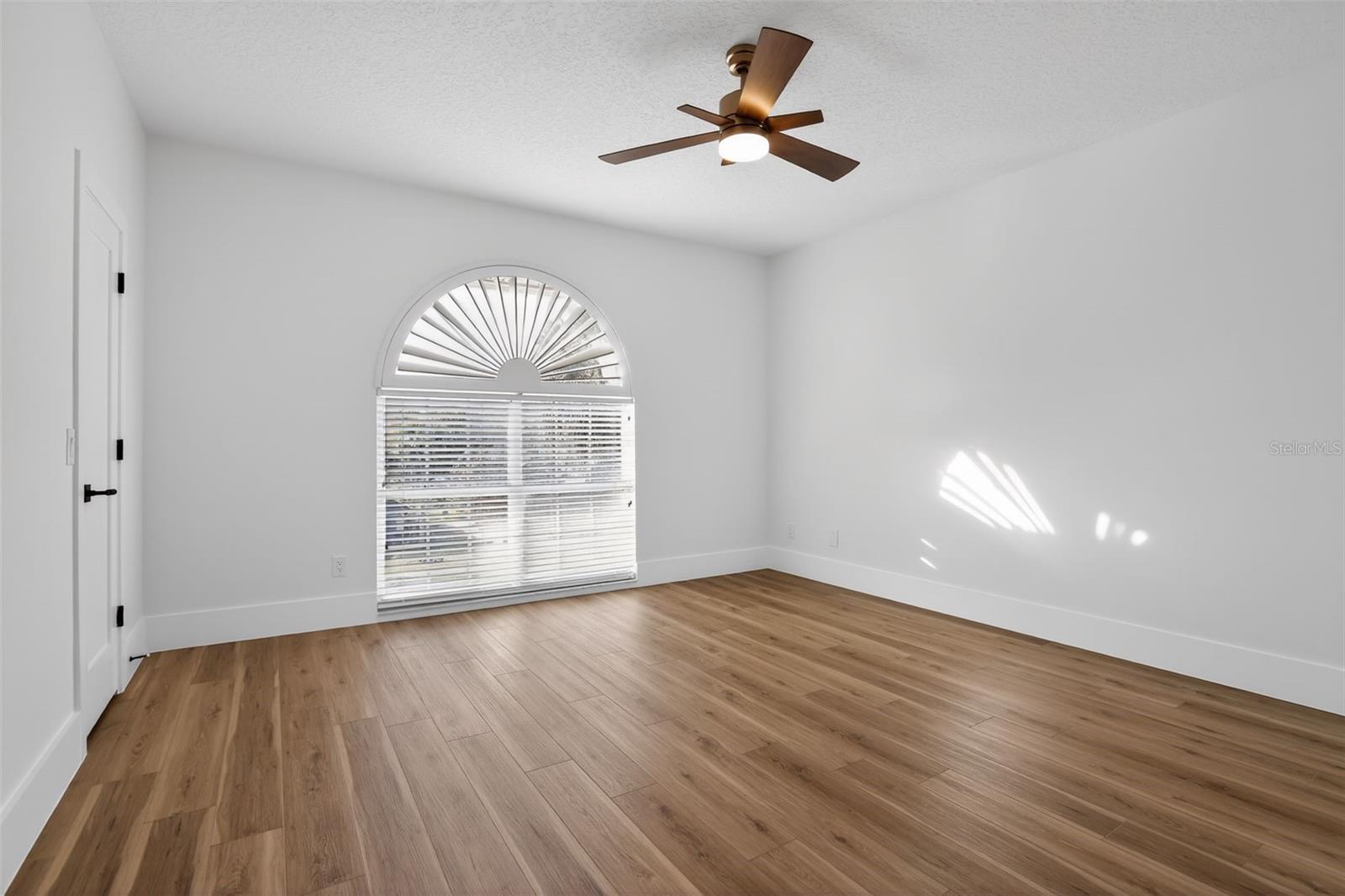 Winter Springs, Florida, 32708, United States, 5 Bedrooms Bedrooms, ,5 BathroomsBathrooms,Residential,Active,2006960