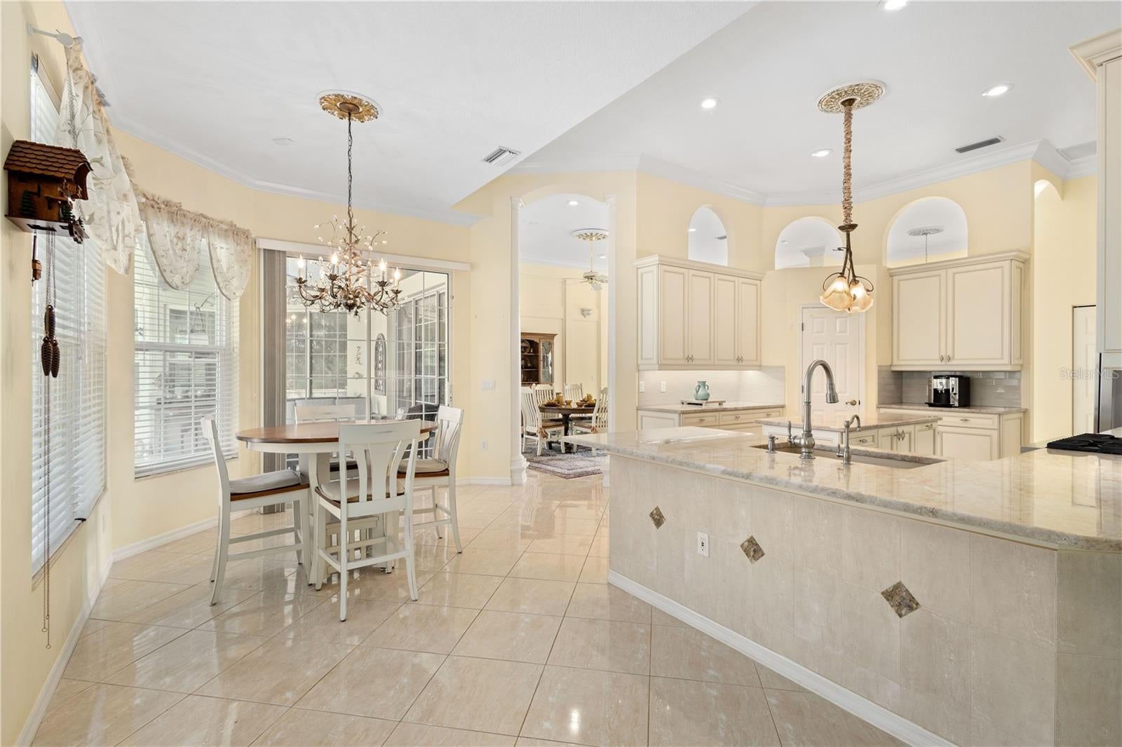 Sarasota, Florida, 34240, United States, 3 Bedrooms Bedrooms, ,3 BathroomsBathrooms,Residential,Active,1987206