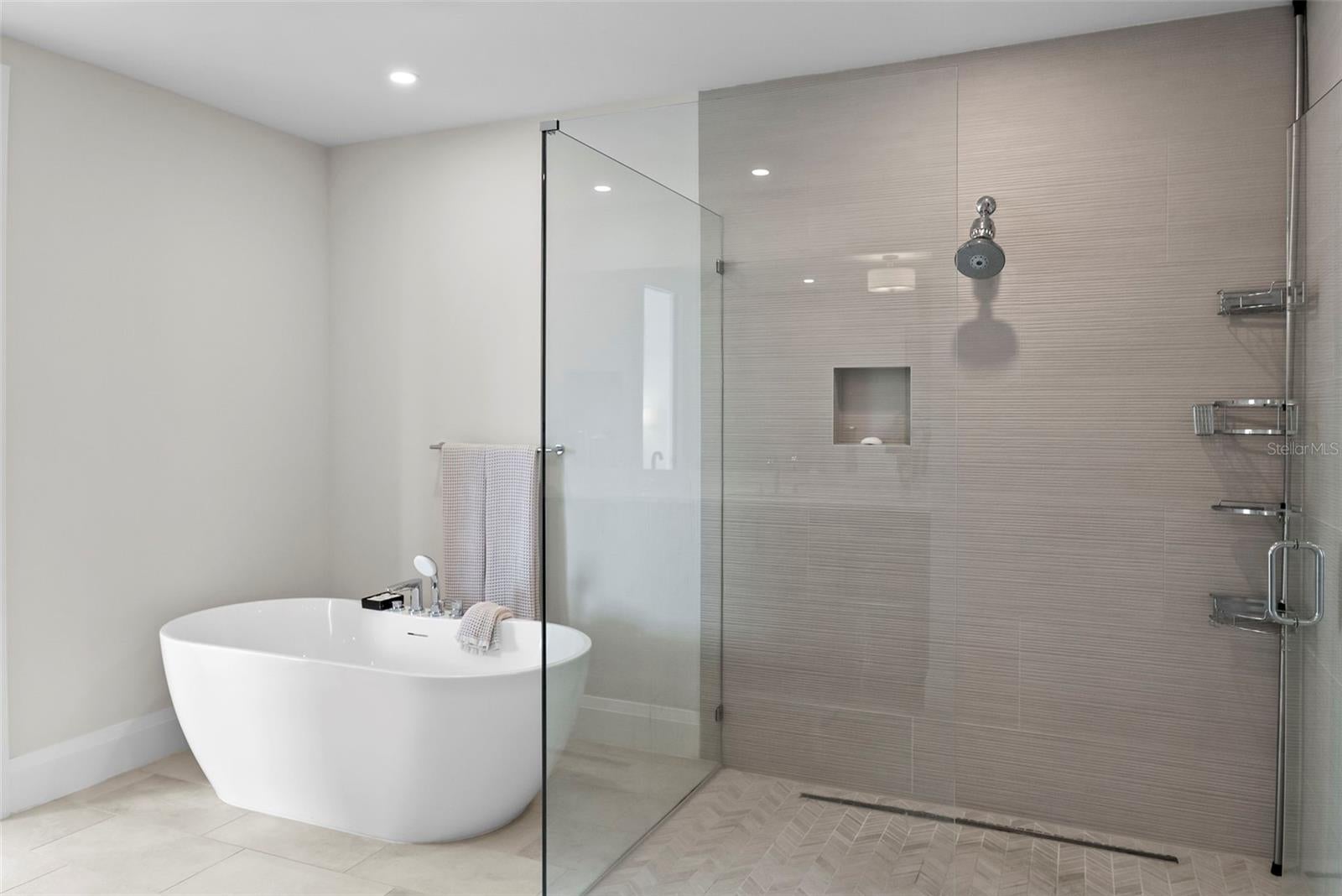 Tampa, Florida, 33629, United States, 4 Bedrooms Bedrooms, ,4 BathroomsBathrooms,Residential,Active,2010535