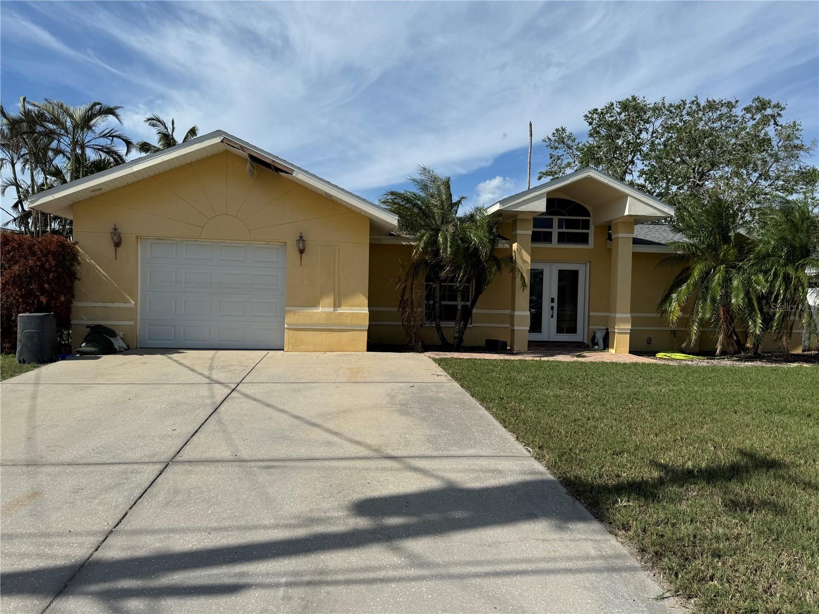 Redington Beach, Florida, 33708, United States, 3 Bedrooms Bedrooms, ,2 BathroomsBathrooms,Residential,Active,1704047