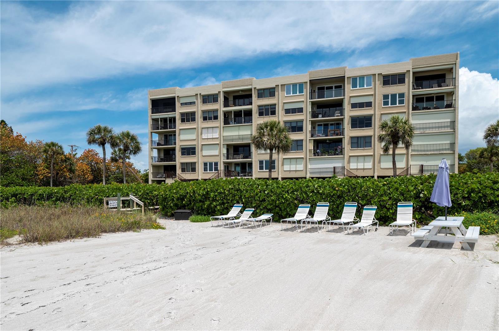 Longboat Key, Florida, 34228, United States, 3 Bedrooms Bedrooms, ,3 BathroomsBathrooms,Residential,Active,1702881