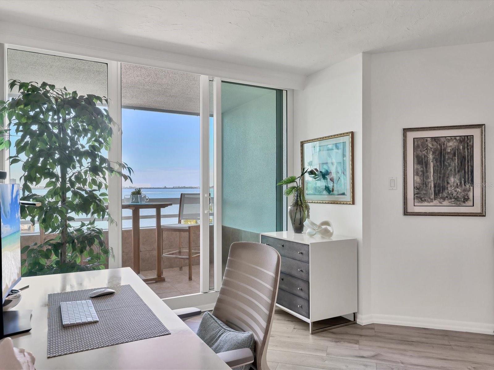 Sarasota, Florida, 34236, United States, 2 Bedrooms Bedrooms, ,2 BathroomsBathrooms,Residential,Active,1987245