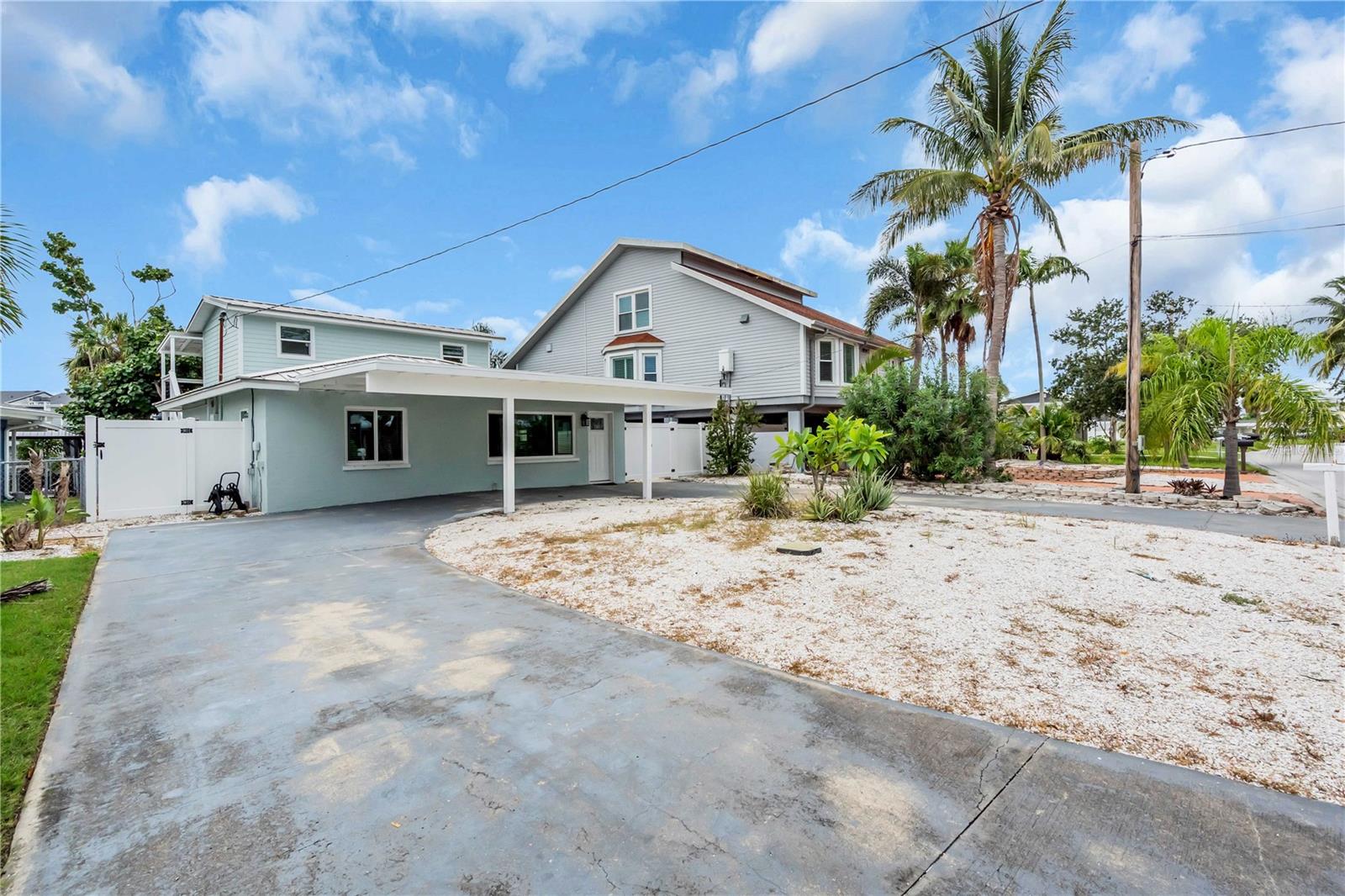Indian Rocks Beach, Florida, 33785, United States, 3 Bedrooms Bedrooms, ,3 BathroomsBathrooms,Residential,Active,1945092