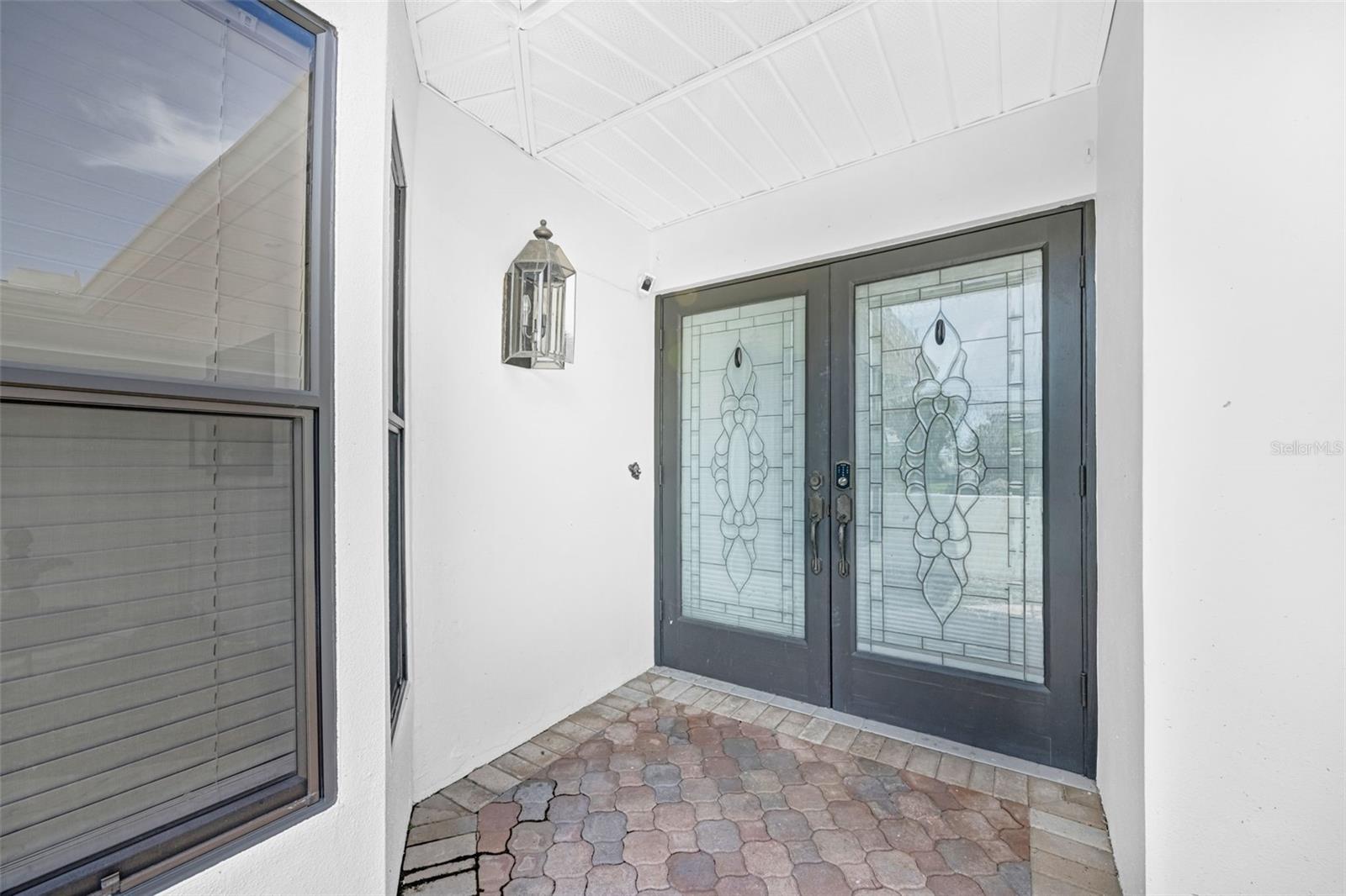 Clearwater Beach, Florida, 33767, United States, 3 Bedrooms Bedrooms, ,2 BathroomsBathrooms,Residential,Active,1894990