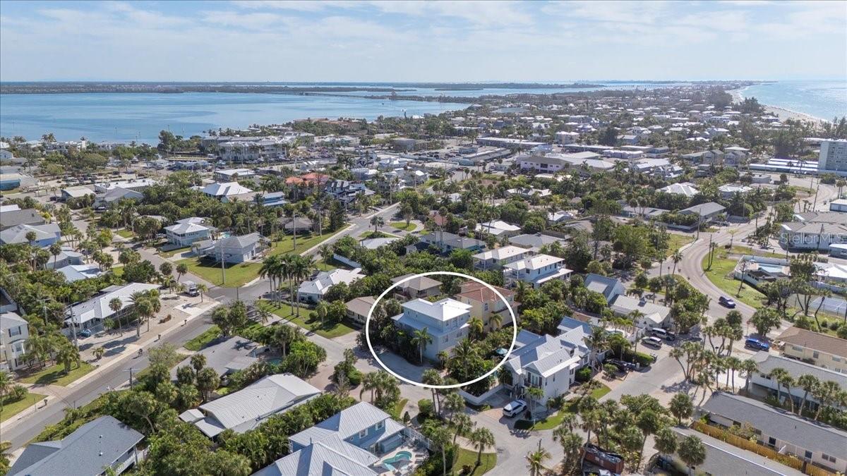 Holmes Beach, Florida, 34217, United States, 3 Bedrooms Bedrooms, ,3 BathroomsBathrooms,Residential,Active,1996696