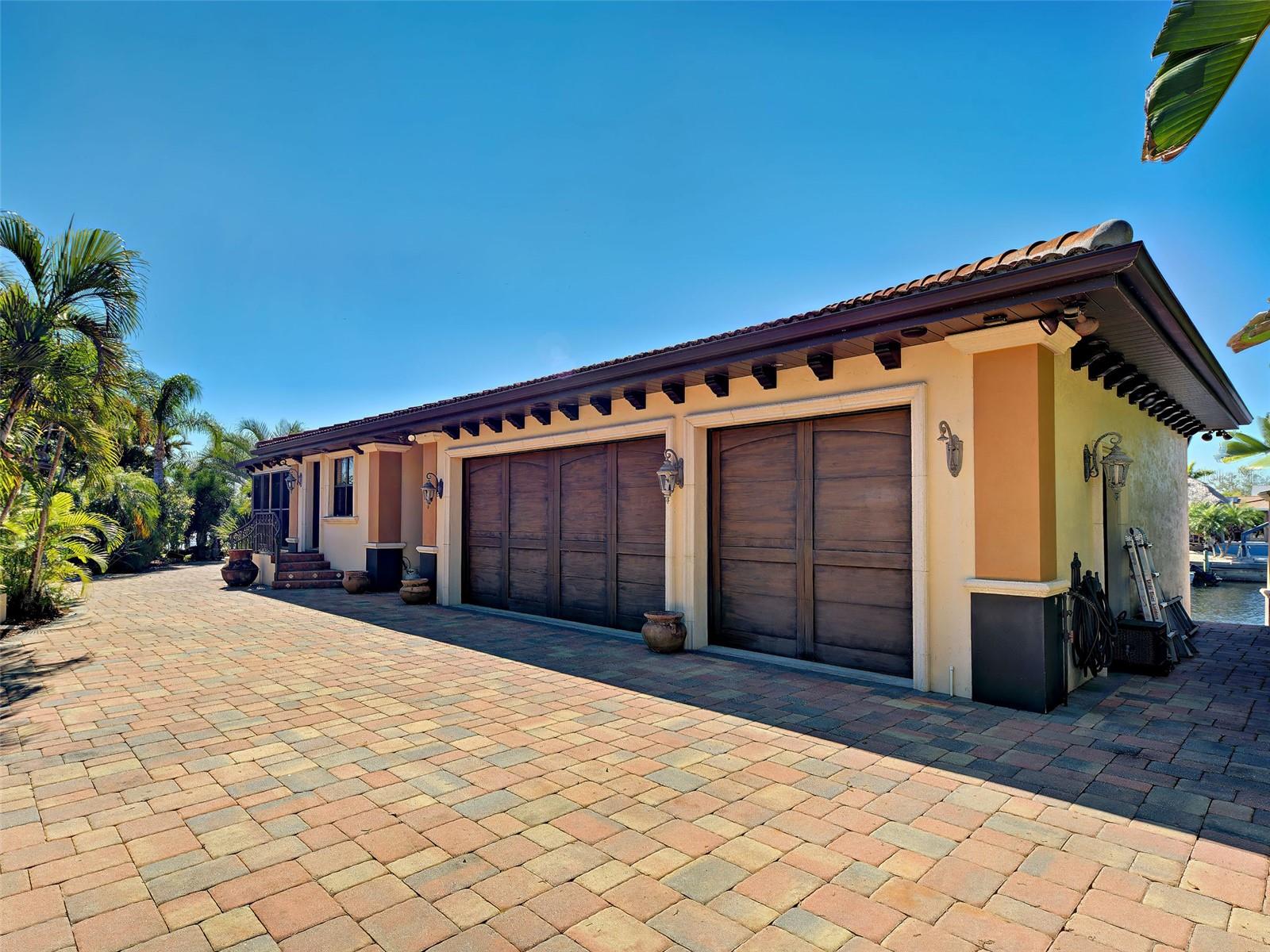 Port Charlotte, Florida, 33952, United States, 4 Bedrooms Bedrooms, ,5 BathroomsBathrooms,Residential,Active,1996574