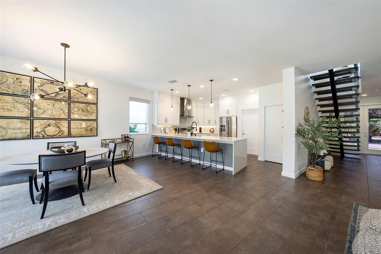 Tampa, Florida, 33629, United States, 4 Bedrooms Bedrooms, ,3 BathroomsBathrooms,Residential,Active,1914639