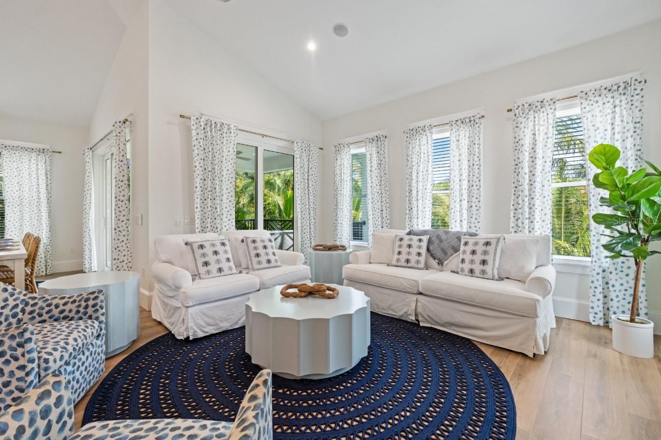 Anna Maria, Florida, 34216, United States, 6 Bedrooms Bedrooms, ,7 BathroomsBathrooms,Residential,Active,1988729