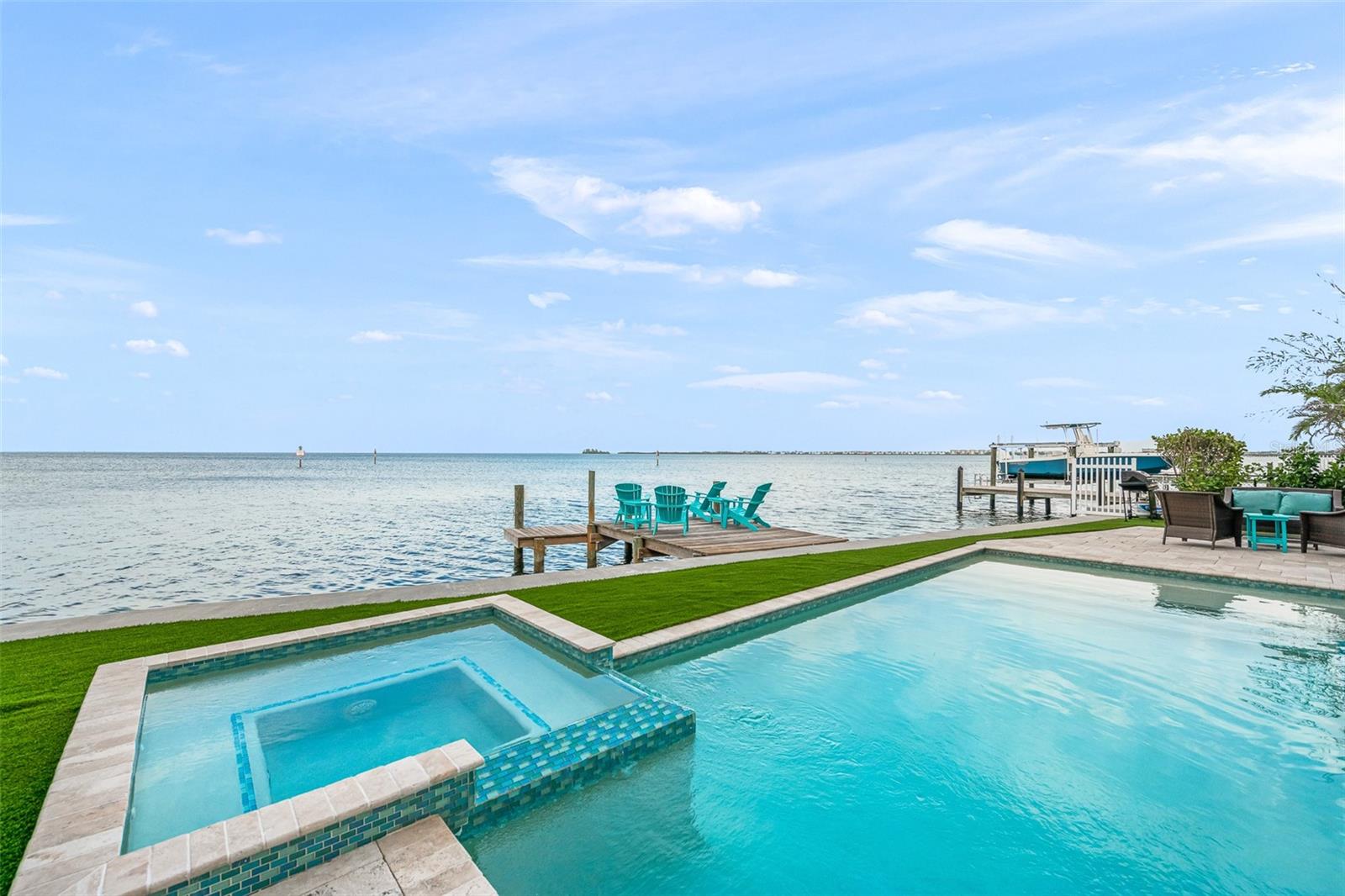 Holmes Beach, Florida, 34217, United States, 5 Bedrooms Bedrooms, ,5 BathroomsBathrooms,Residential,Active,1907959