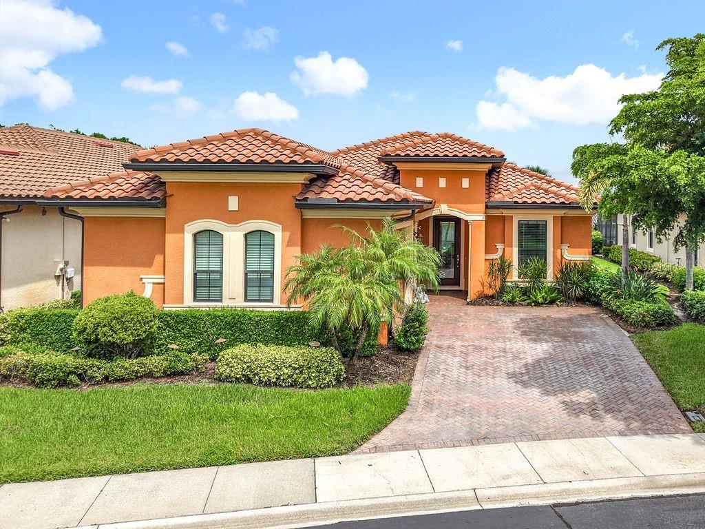 Miromar Lakes, Florida, 33913, United States, 4 Bedrooms Bedrooms, ,3 BathroomsBathrooms,Residential,Active,1929394