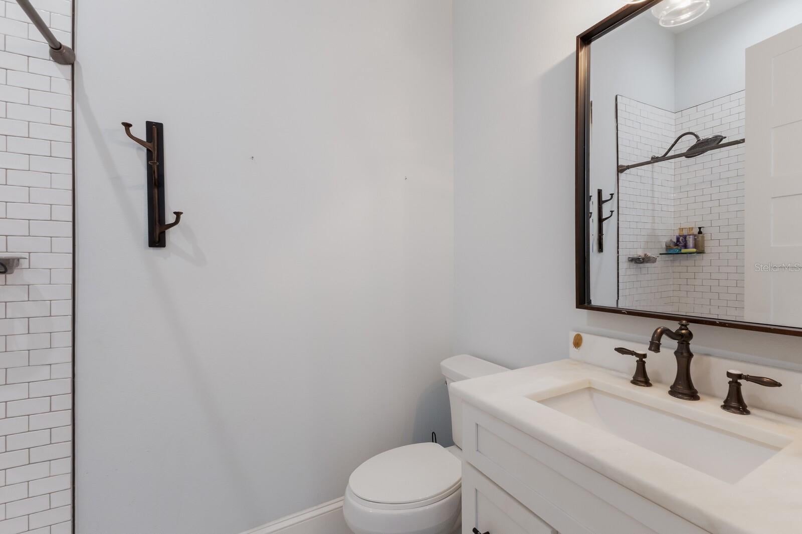 Bradenton, Florida, 34209, United States, ,4 BathroomsBathrooms,Residential,Active,1863490