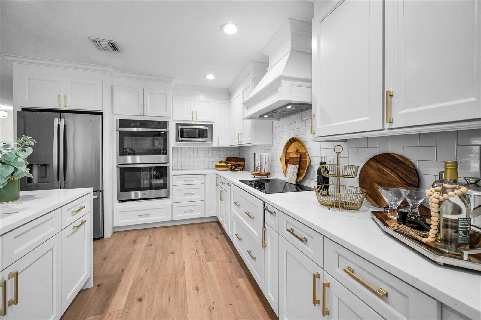 Tampa, Florida, 33609, United States, 4 Bedrooms Bedrooms, ,4 BathroomsBathrooms,Residential,Active,1880304