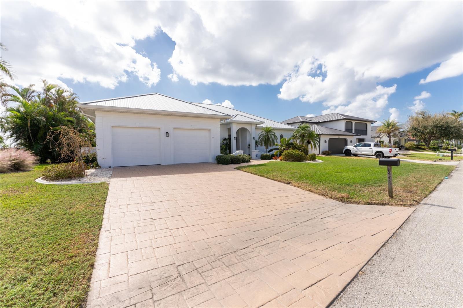 Punta Gorda, Florida, 33950, United States, 3 Bedrooms Bedrooms, ,4 BathroomsBathrooms,Residential,Active,1703827