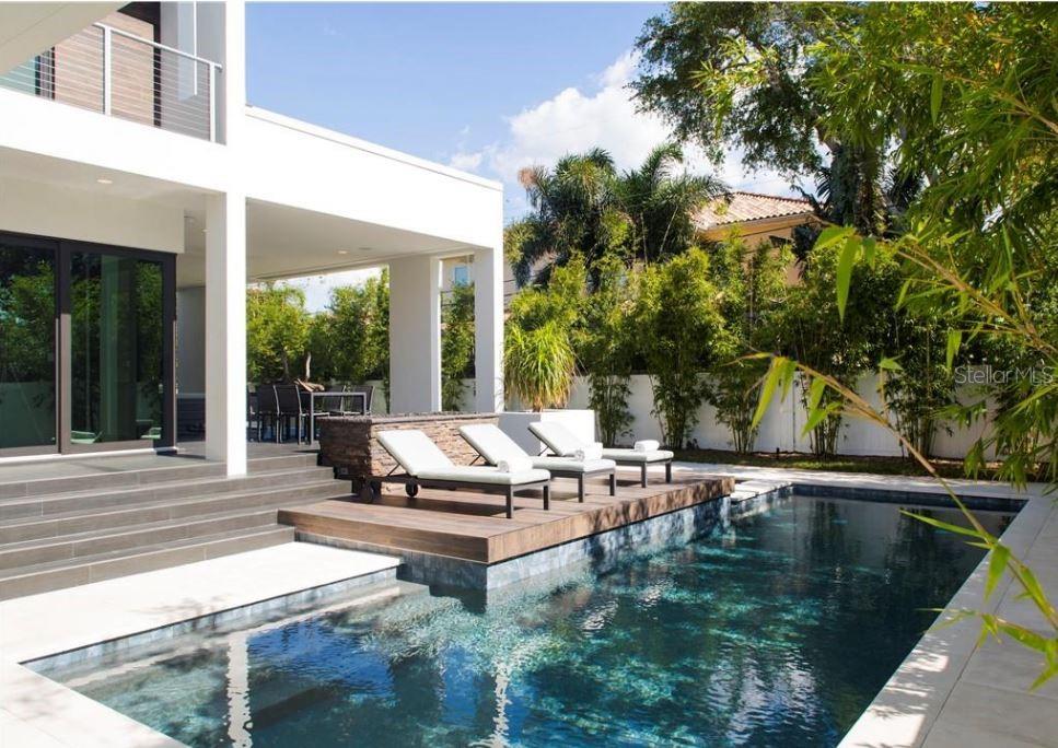 St Petersburg, Florida, 33704, United States, 4 Bedrooms Bedrooms, ,4 BathroomsBathrooms,Residential,Active,2007191