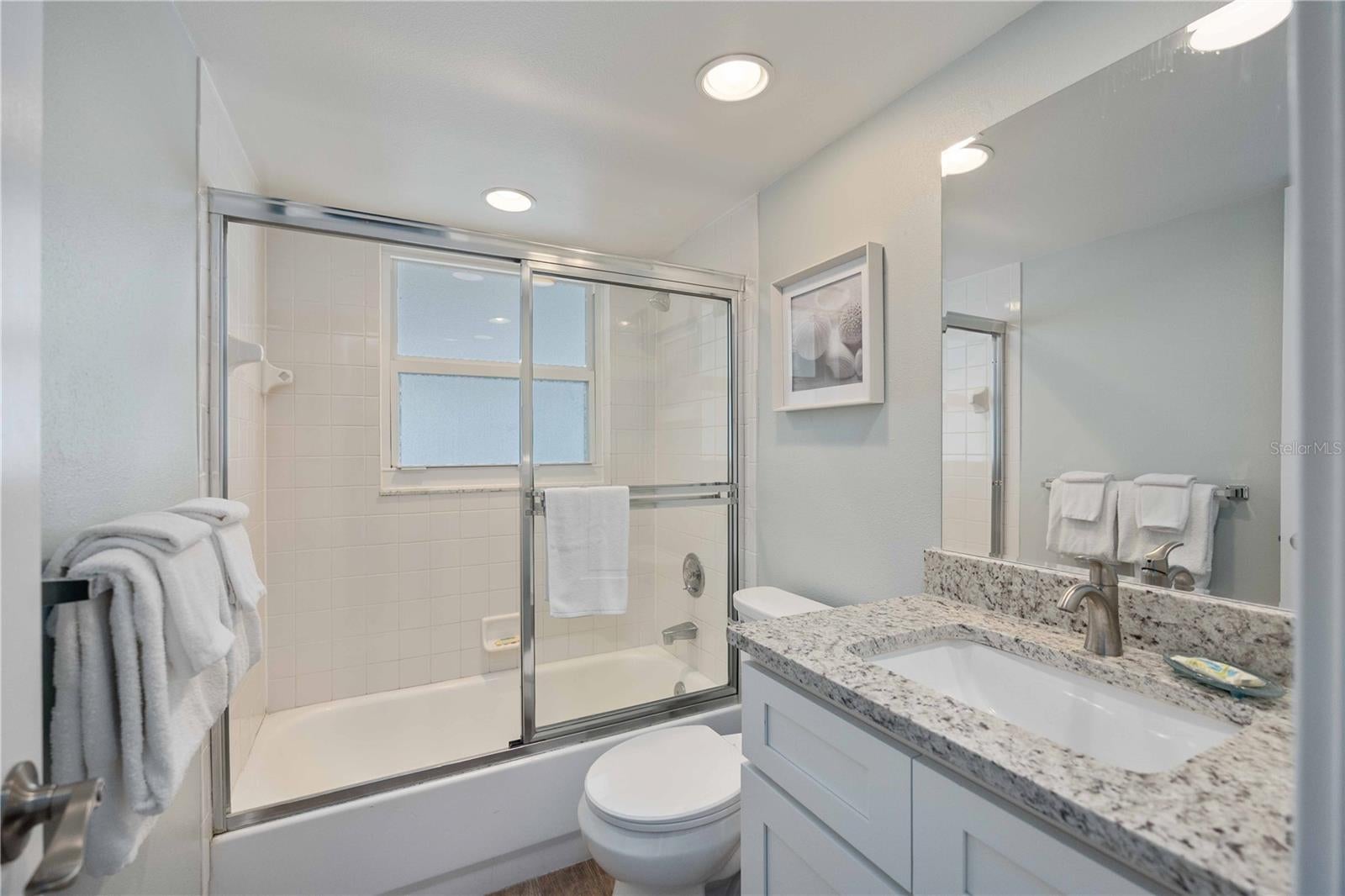 Sarasota, Florida, 34242, United States, 4 Bedrooms Bedrooms, ,3 BathroomsBathrooms,Residential,Active,1905468