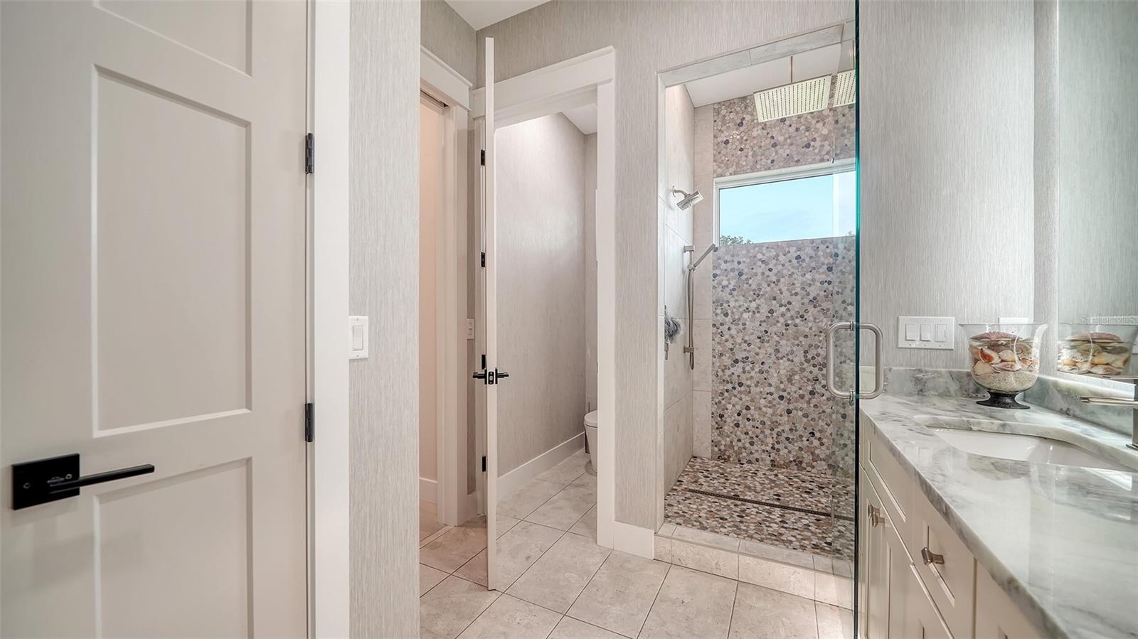 Sarasota, Florida, 34231, United States, ,4 BathroomsBathrooms,Residential,Active,1748824