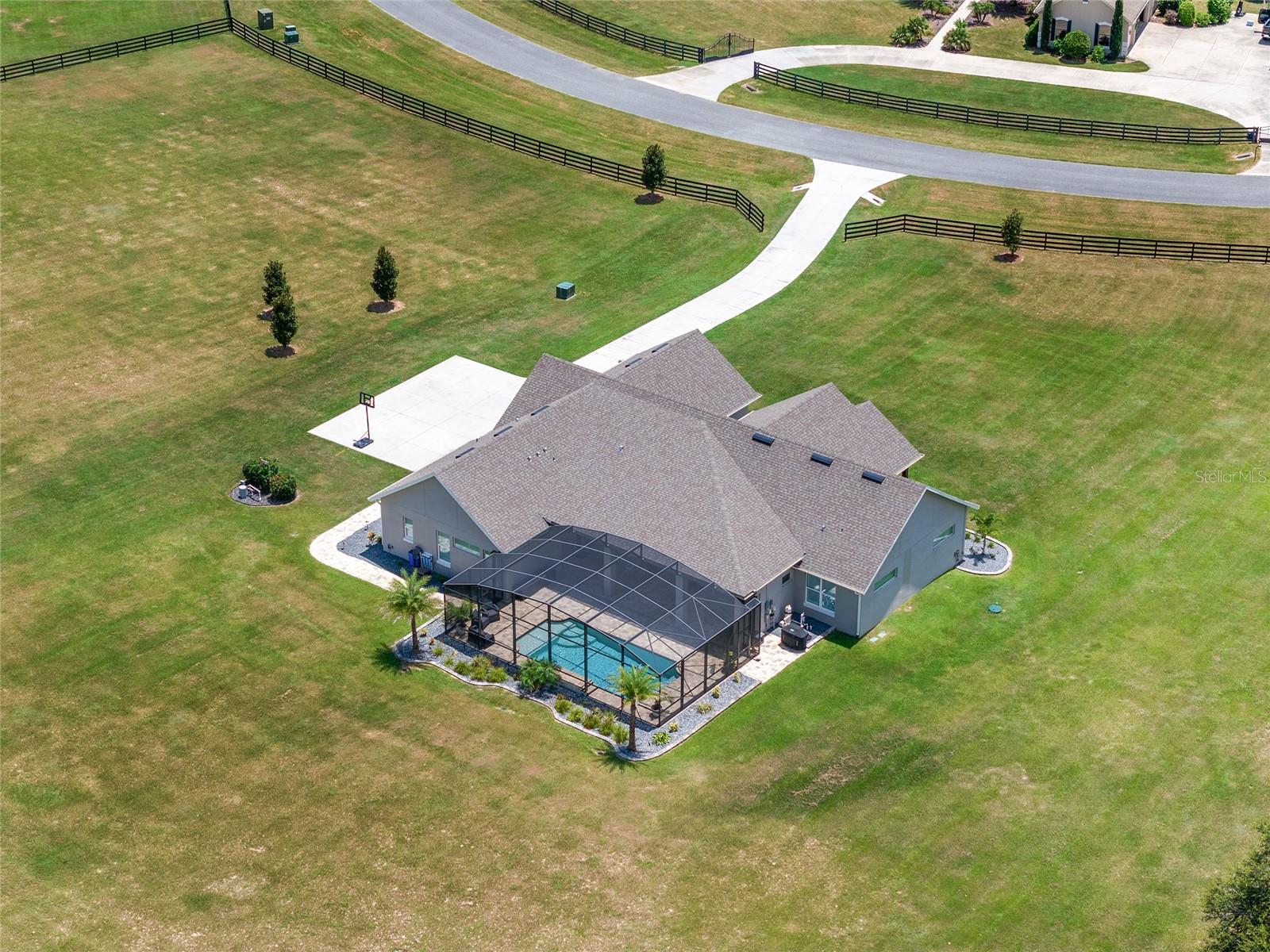 Oxford, Florida, 34484, United States, 4 Bedrooms Bedrooms, ,3 BathroomsBathrooms,Residential,Active,1936399