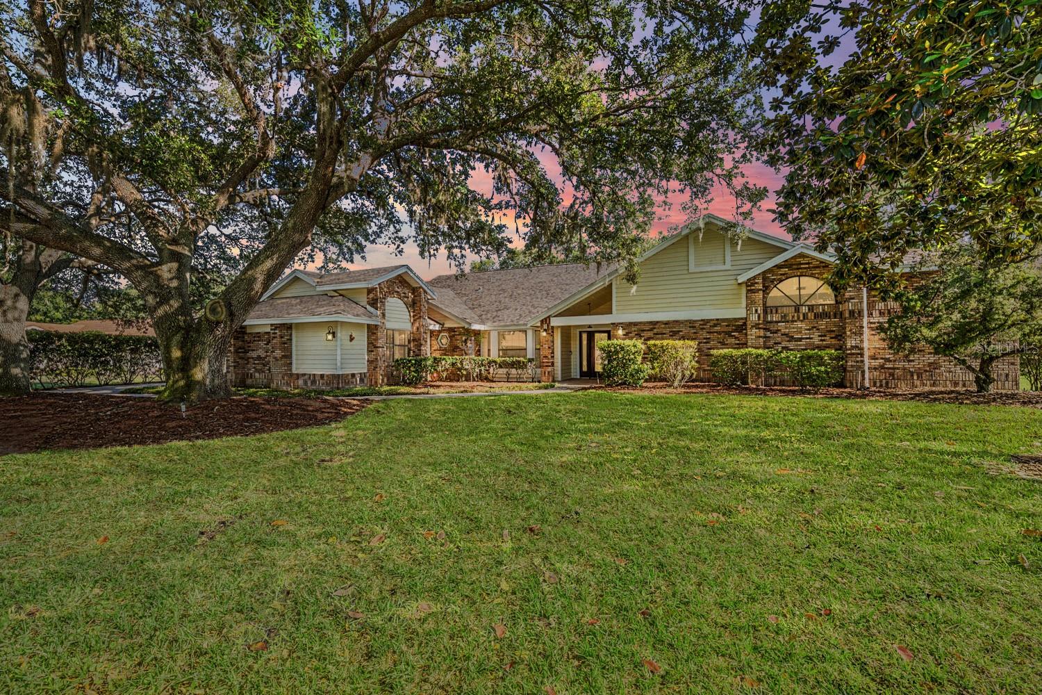 Tarpon Springs, Florida, 34688, United States, 4 Bedrooms Bedrooms, ,4 BathroomsBathrooms,Residential,Active,2044985