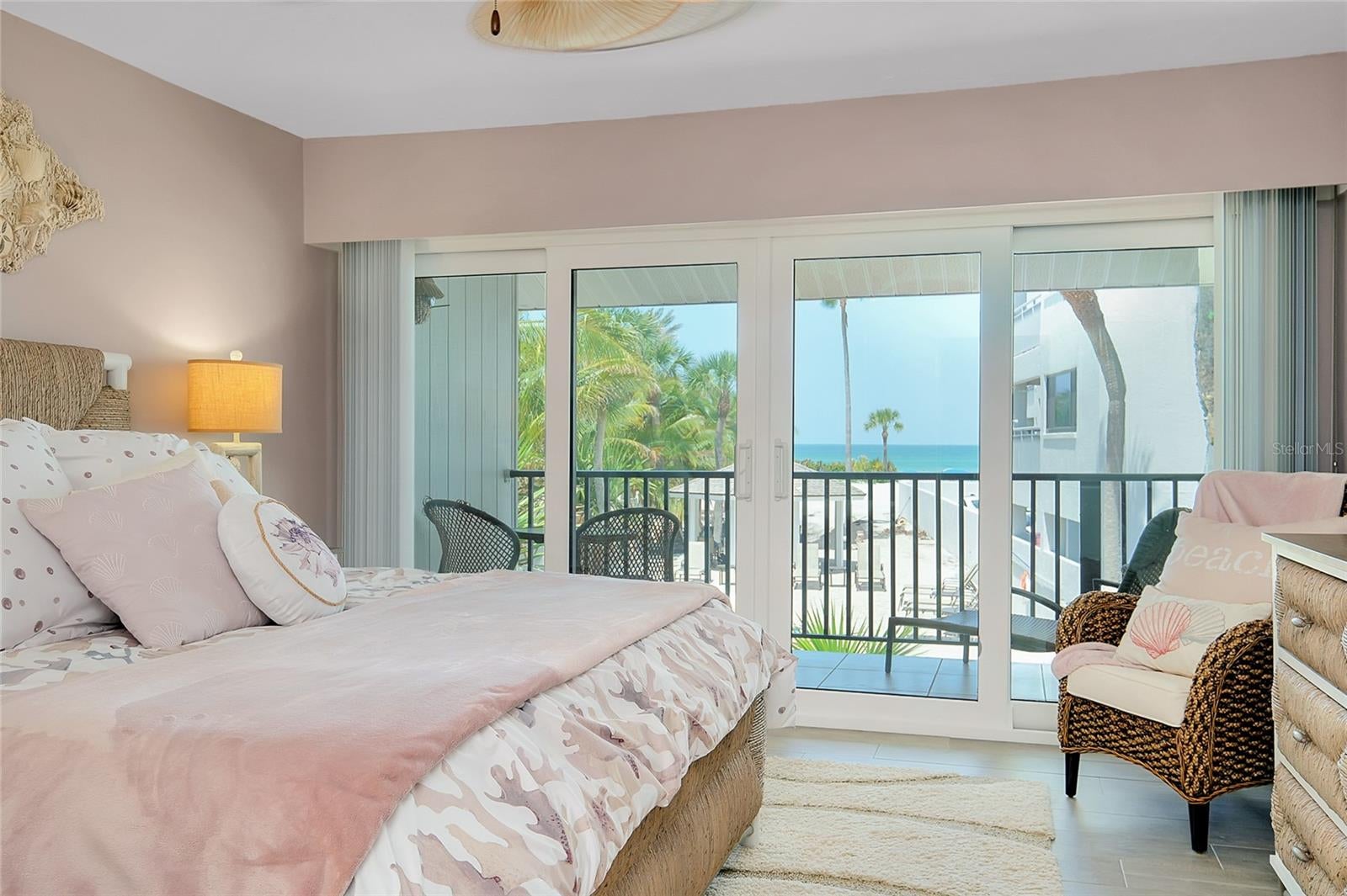 Sarasota, Florida, 34242, United States, 3 Bedrooms Bedrooms, ,2 BathroomsBathrooms,Residential,Active,1987232