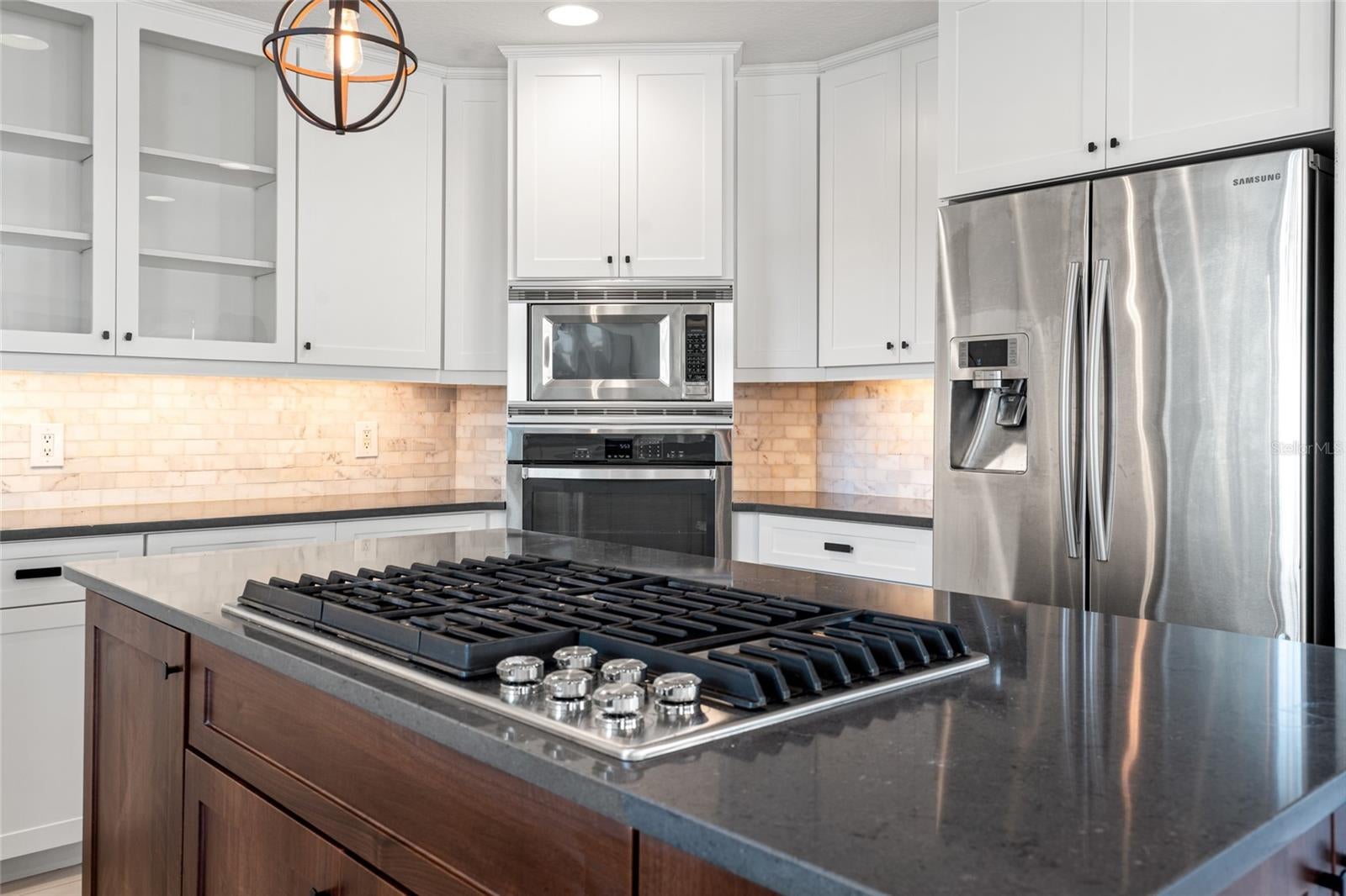 Apollo Beach, Florida, 33572, United States, ,5 BathroomsBathrooms,Residential,Active,1781627