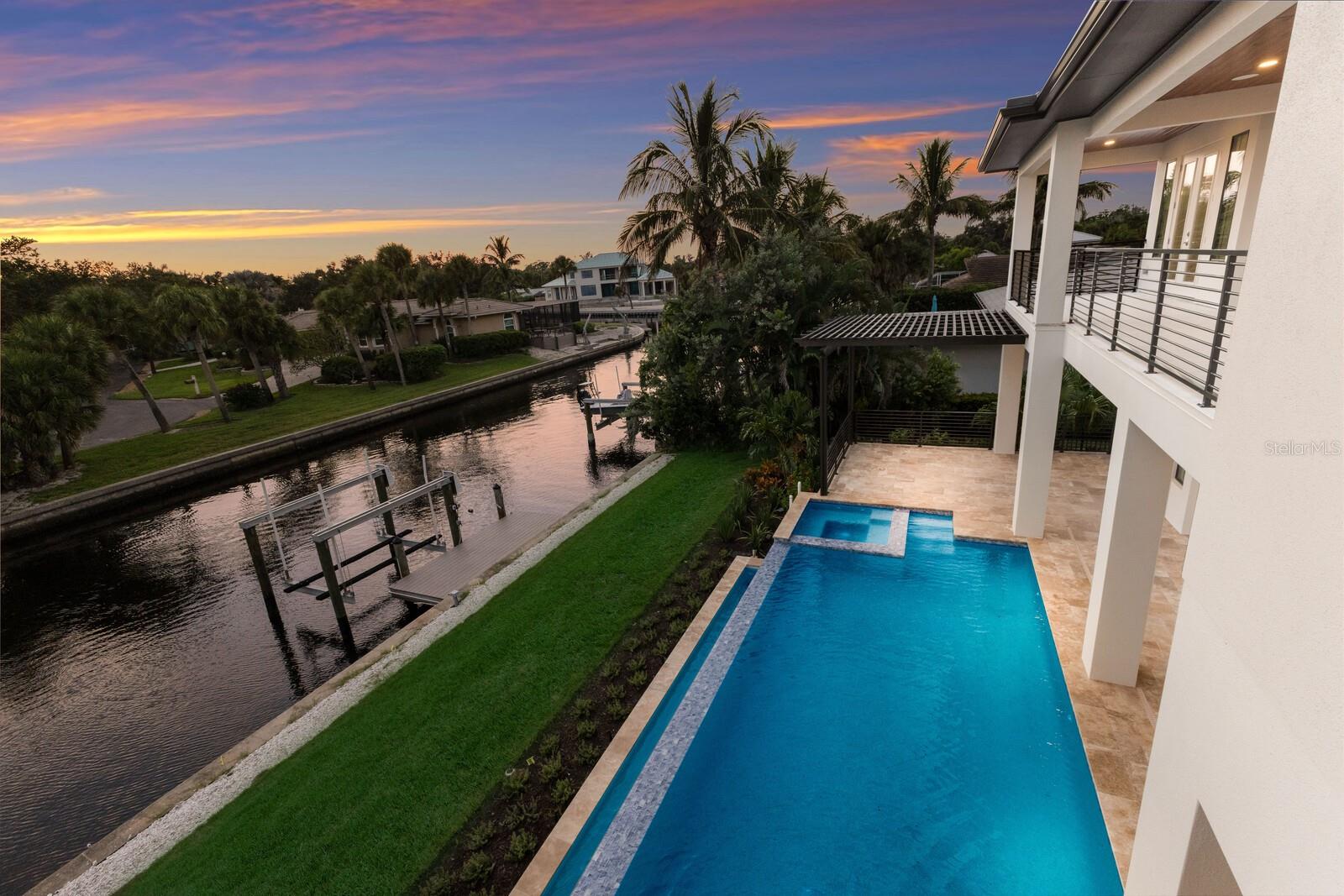 Sarasota, Florida, 34242, United States, 4 Bedrooms Bedrooms, ,6 BathroomsBathrooms,Residential,Active,1941333