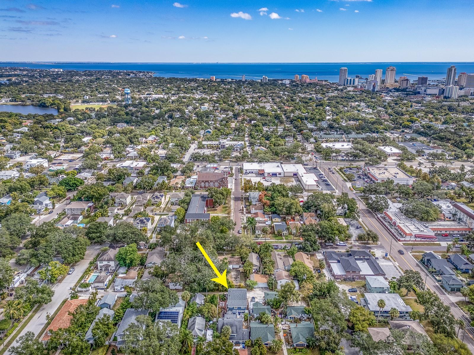 St Petersburg, Florida, 33705, United States, 6 Bedrooms Bedrooms, ,4 BathroomsBathrooms,Residential,Active,1986869