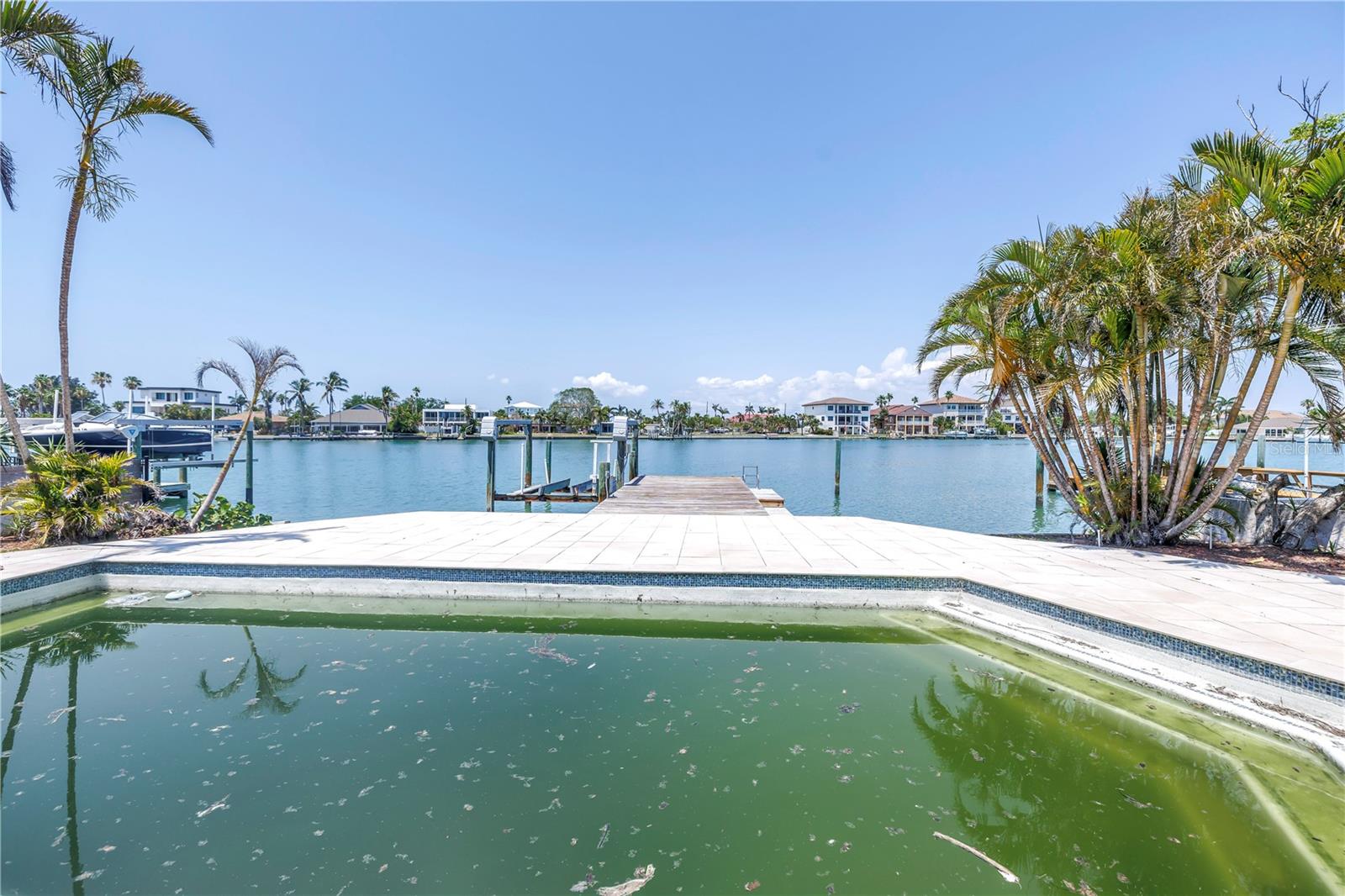 Treasure Island, Florida, 33706, United States, ,4 BathroomsBathrooms,Residential,Active,1808105