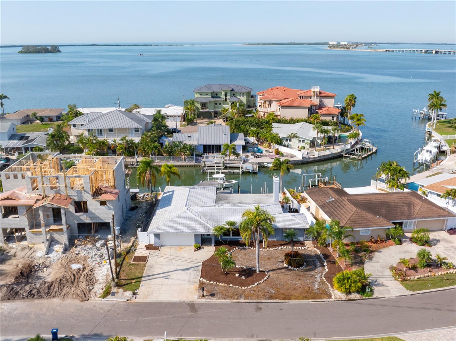 Dunedin, Florida, 34698, United States, 4 Bedrooms Bedrooms, ,2 BathroomsBathrooms,Residential,Active,2002663