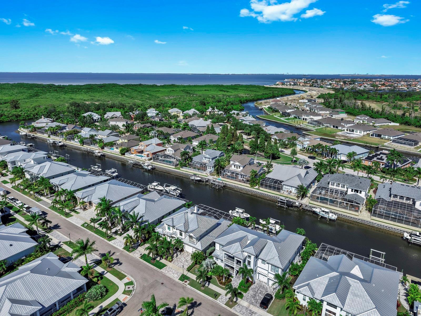 Apollo Beach, Florida, 33572, United States, 3 Bedrooms Bedrooms, ,4 BathroomsBathrooms,Residential,Active,1972155