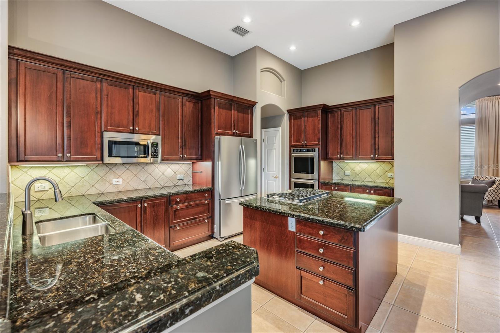 Palm Harbor, Florida, 34685, United States, ,4 BathroomsBathrooms,Residential,Active,1810371