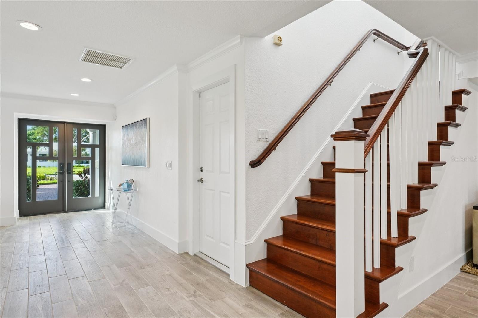 St Petersburg, Florida, 33703, United States, 4 Bedrooms Bedrooms, ,4 BathroomsBathrooms,Residential,Active,1934835