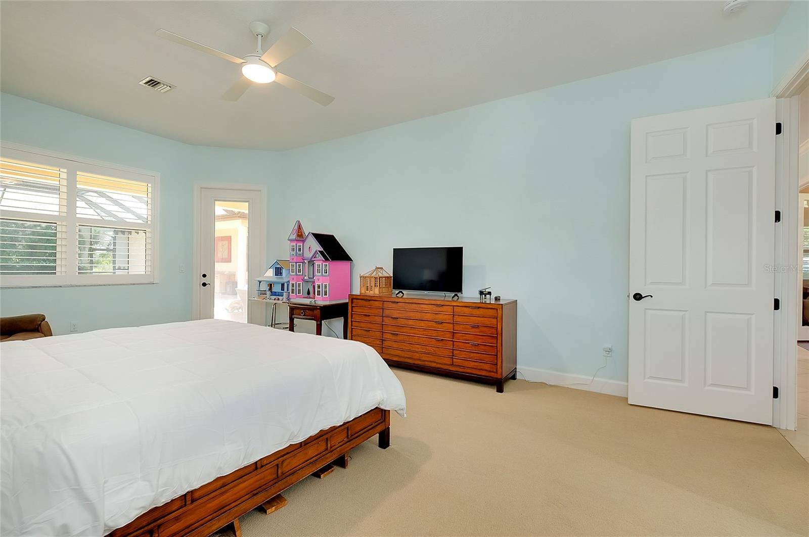 Venice, Florida, 34285, United States, 3 Bedrooms Bedrooms, ,3 BathroomsBathrooms,Residential,Active,2008926