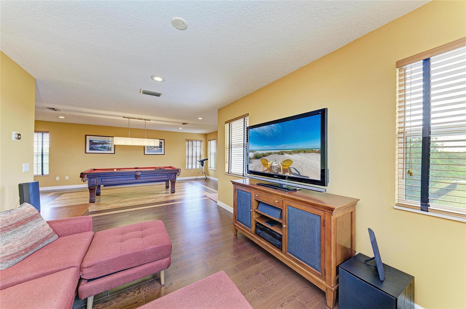 Bradenton, Florida, 34202, United States, 4 Bedrooms Bedrooms, ,4 BathroomsBathrooms,Residential,Active,1801045