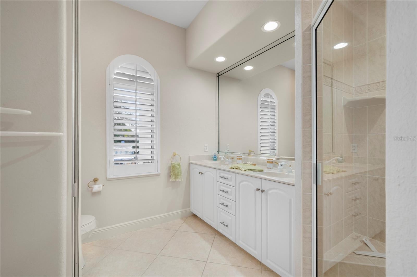 Punta Gorda, Florida, 33950, United States, 5 Bedrooms Bedrooms, ,5 BathroomsBathrooms,Residential,Active,2007175