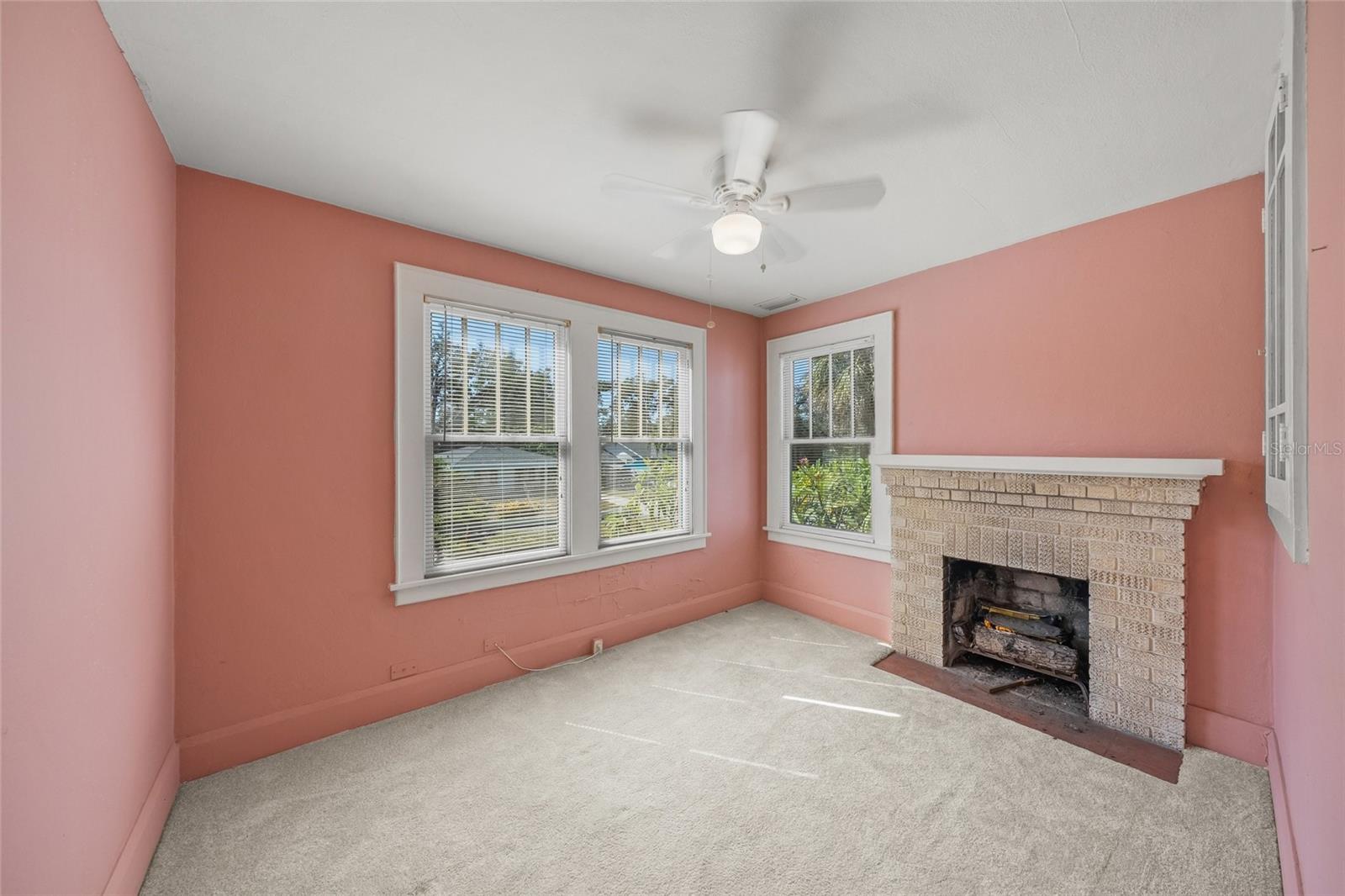 Sarasota, Florida, 34234, United States, 6 Bedrooms Bedrooms, ,5 BathroomsBathrooms,Residential,Active,2002321