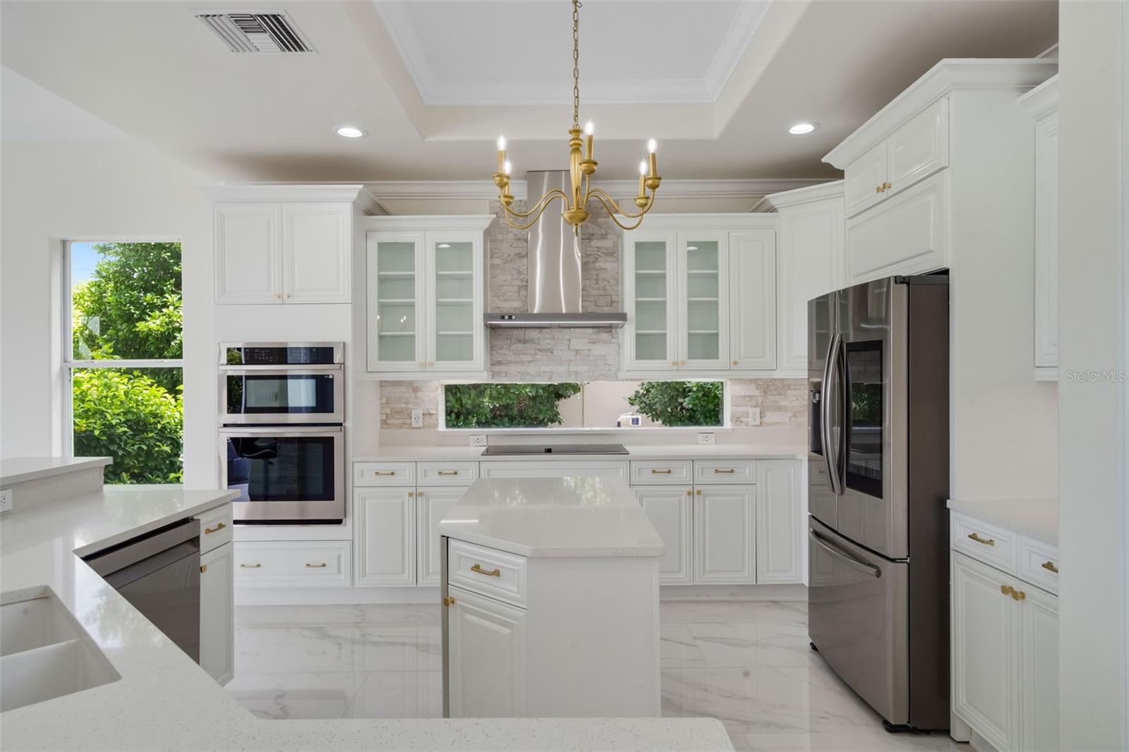 Davenport, Florida, 33837, United States, 5 Bedrooms Bedrooms, ,4 BathroomsBathrooms,Residential,Active,1963263