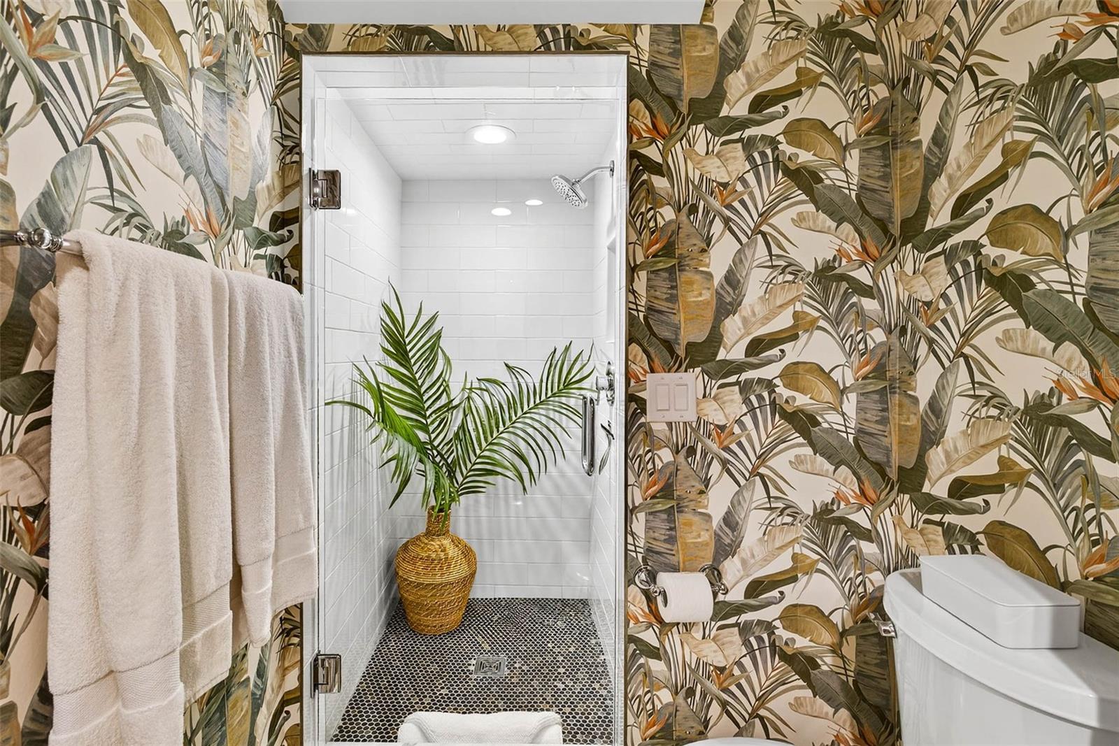 Tierra Verde, Florida, 33715, United States, 3 Bedrooms Bedrooms, ,3 BathroomsBathrooms,Residential,Active,1971785